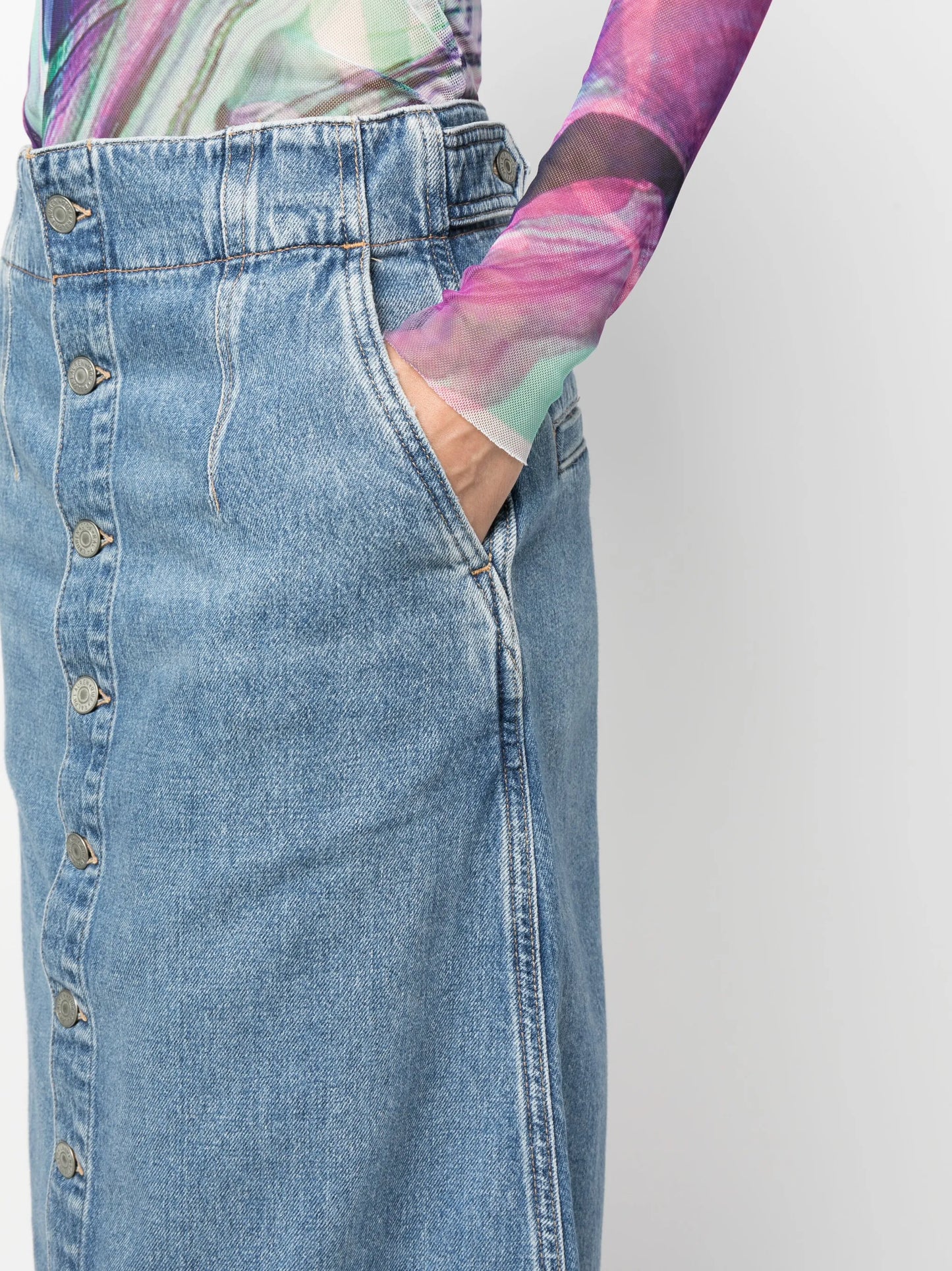 buttoned midi denim skirt