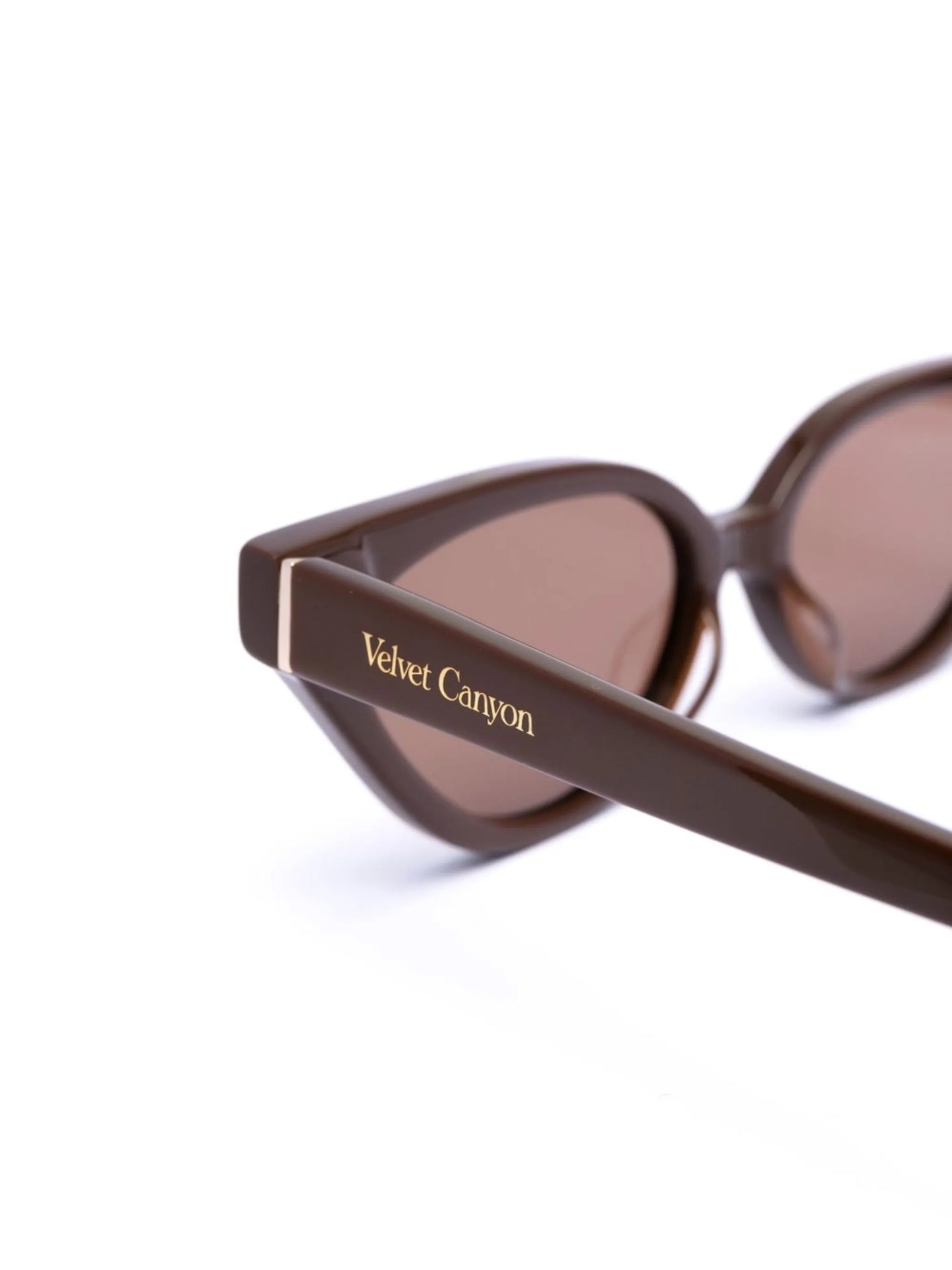 Beatniks cat-eye sunglasses