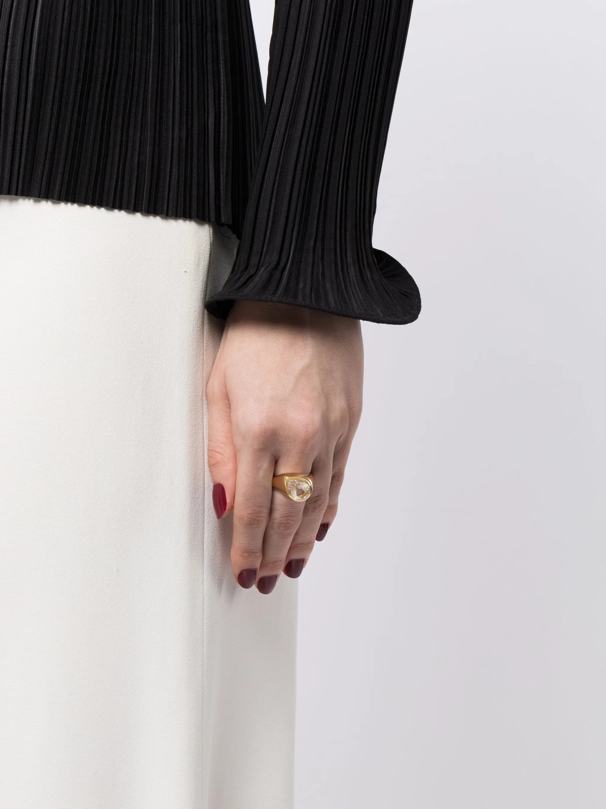 18kt yellow gold Aura topaz ring