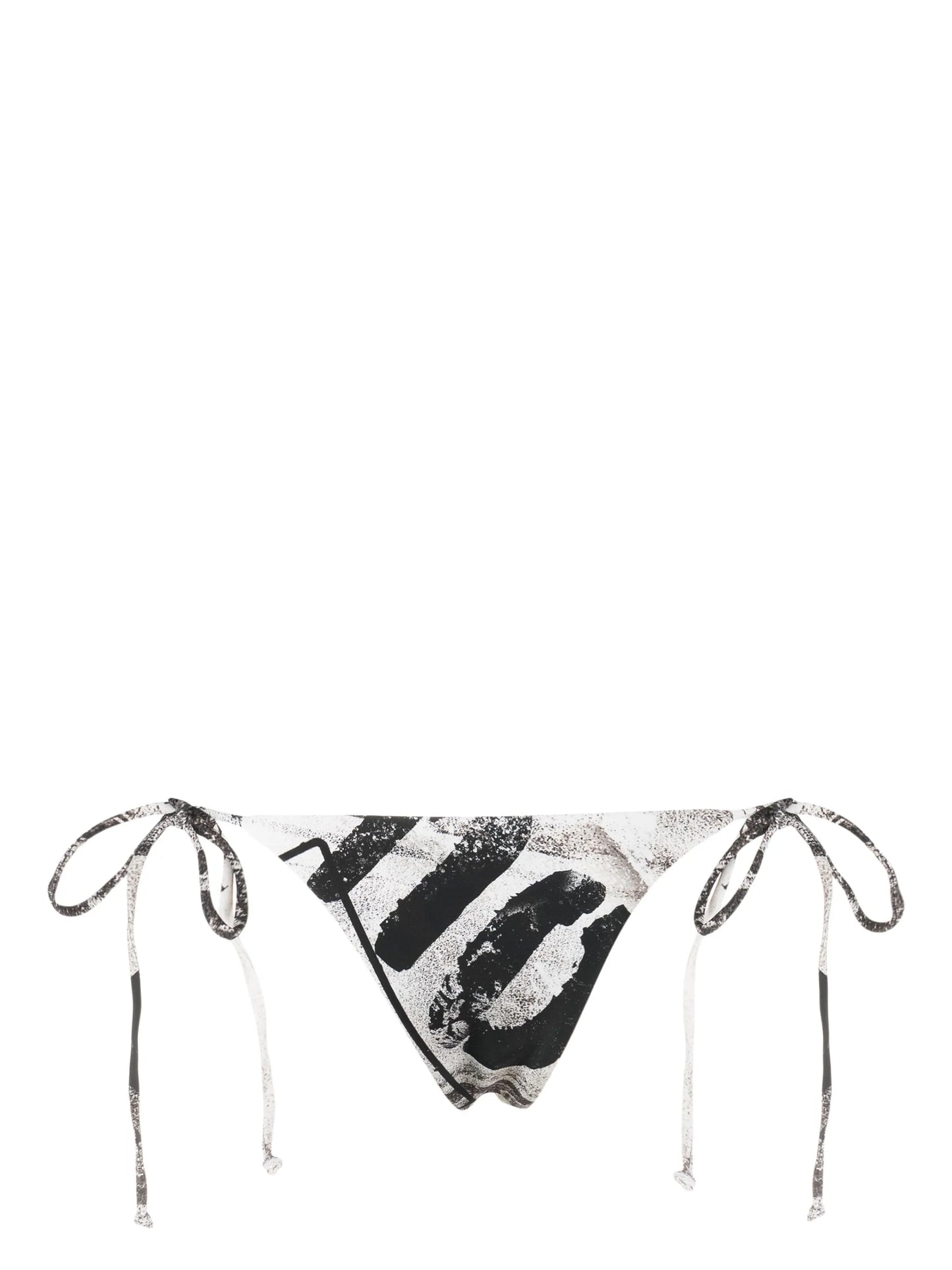 tie-fastening bikini bottoms