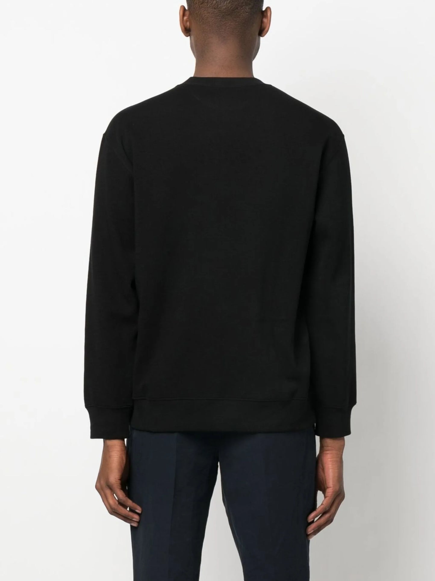long-sleeved cotton jumper