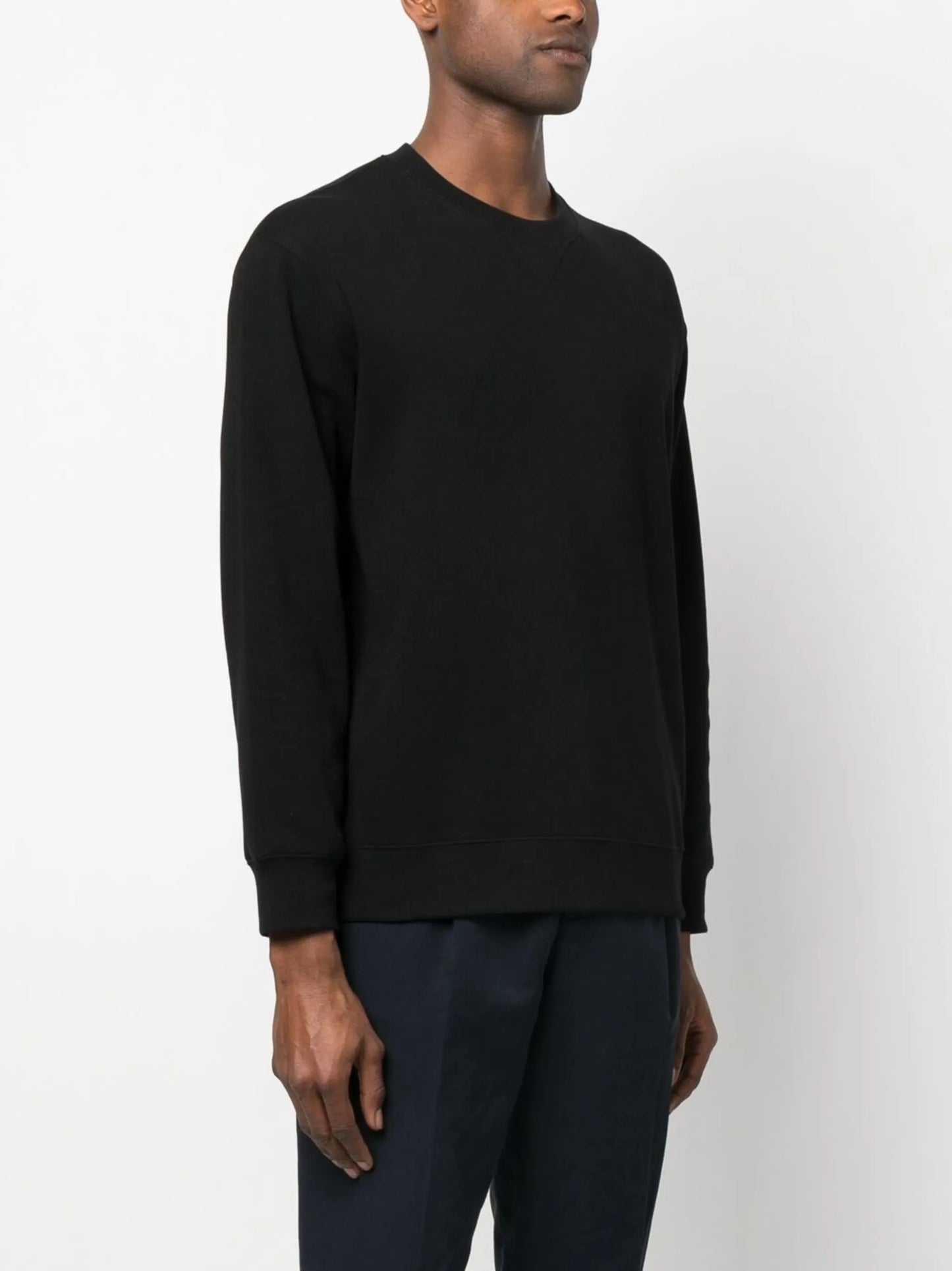 long-sleeved cotton jumper