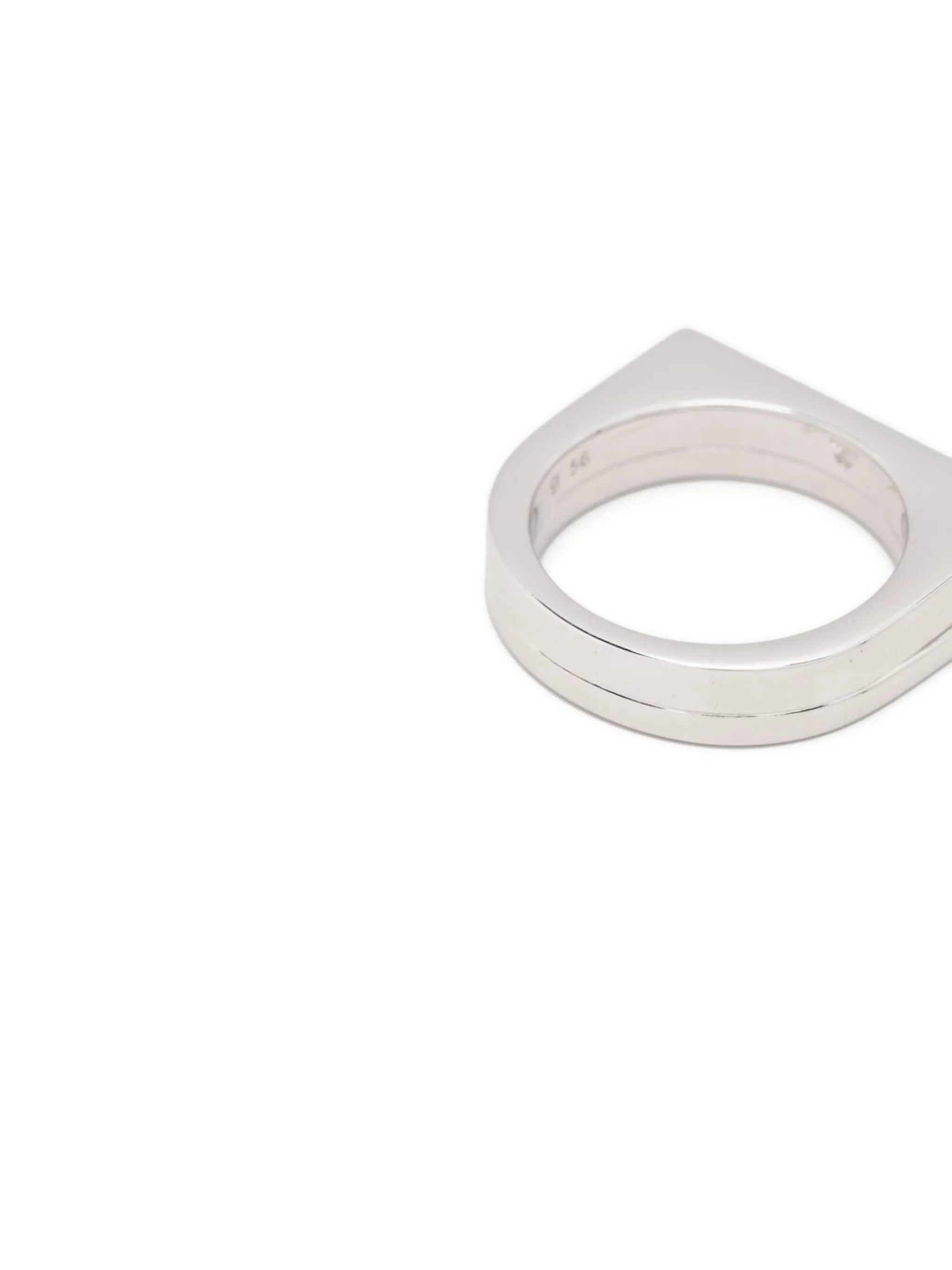 Step L layered ring
