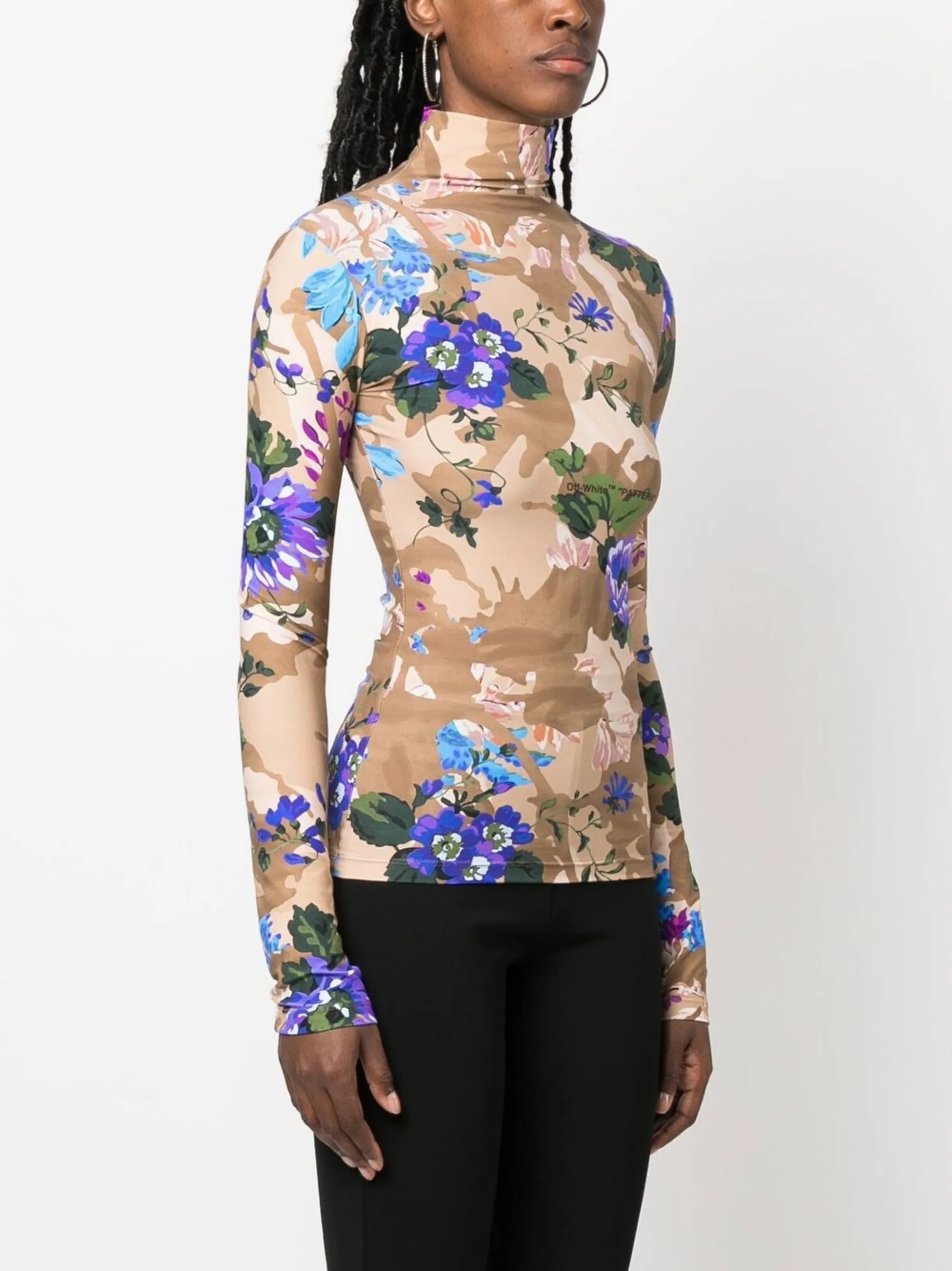 camouflage floral-print top