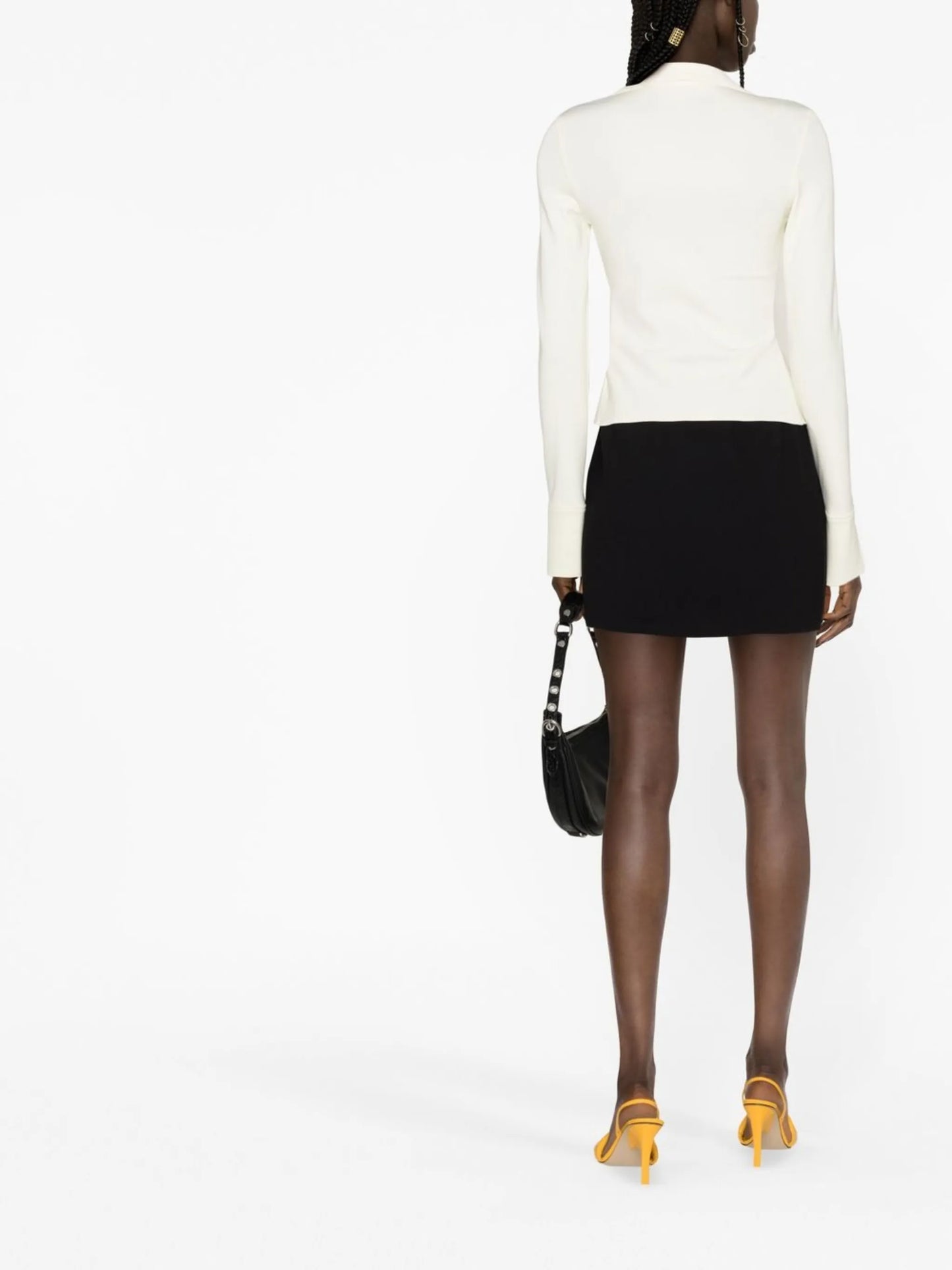Sleek long-sleeved shirt