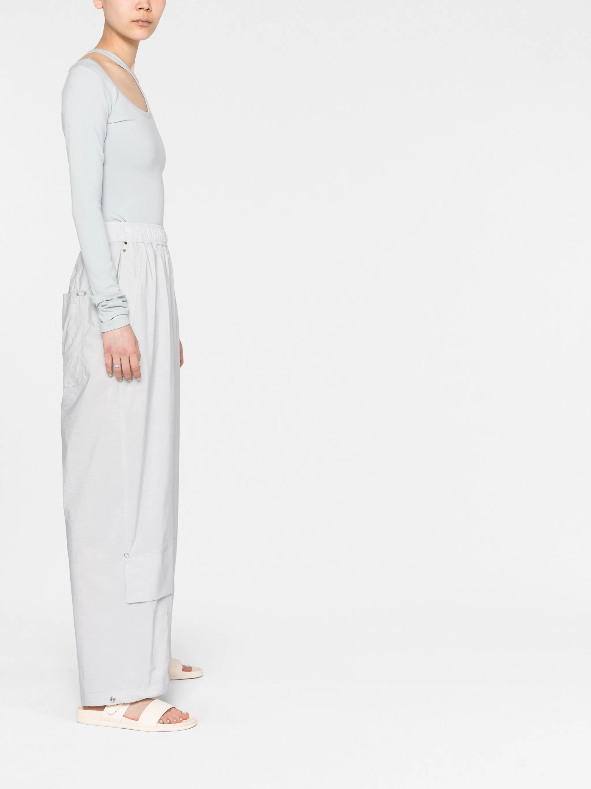 elasticated wide-leg trousers