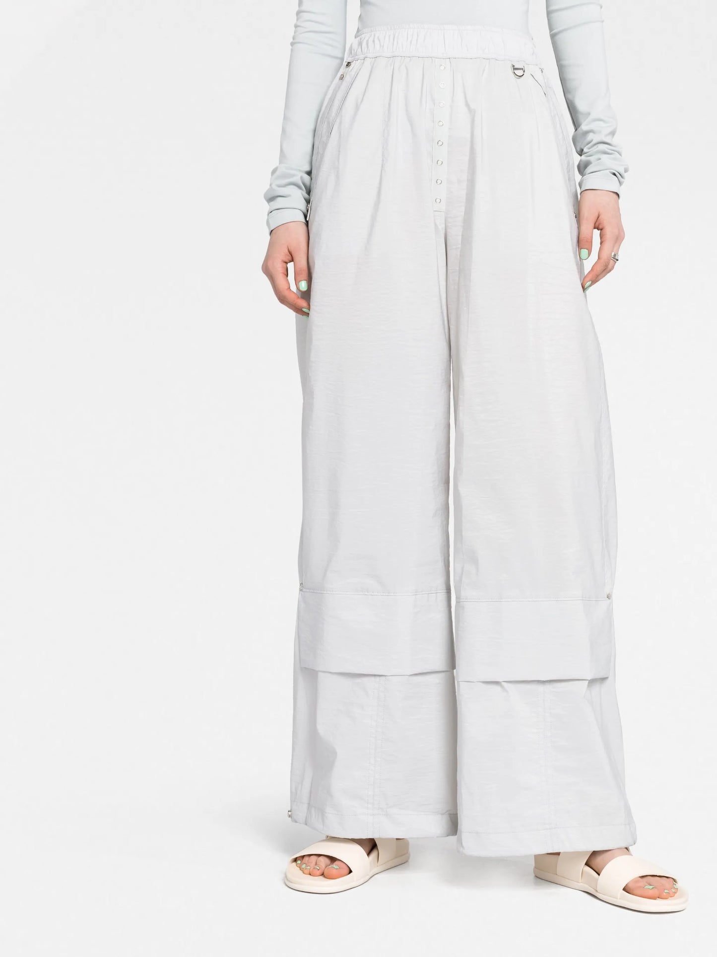 elasticated wide-leg trousers