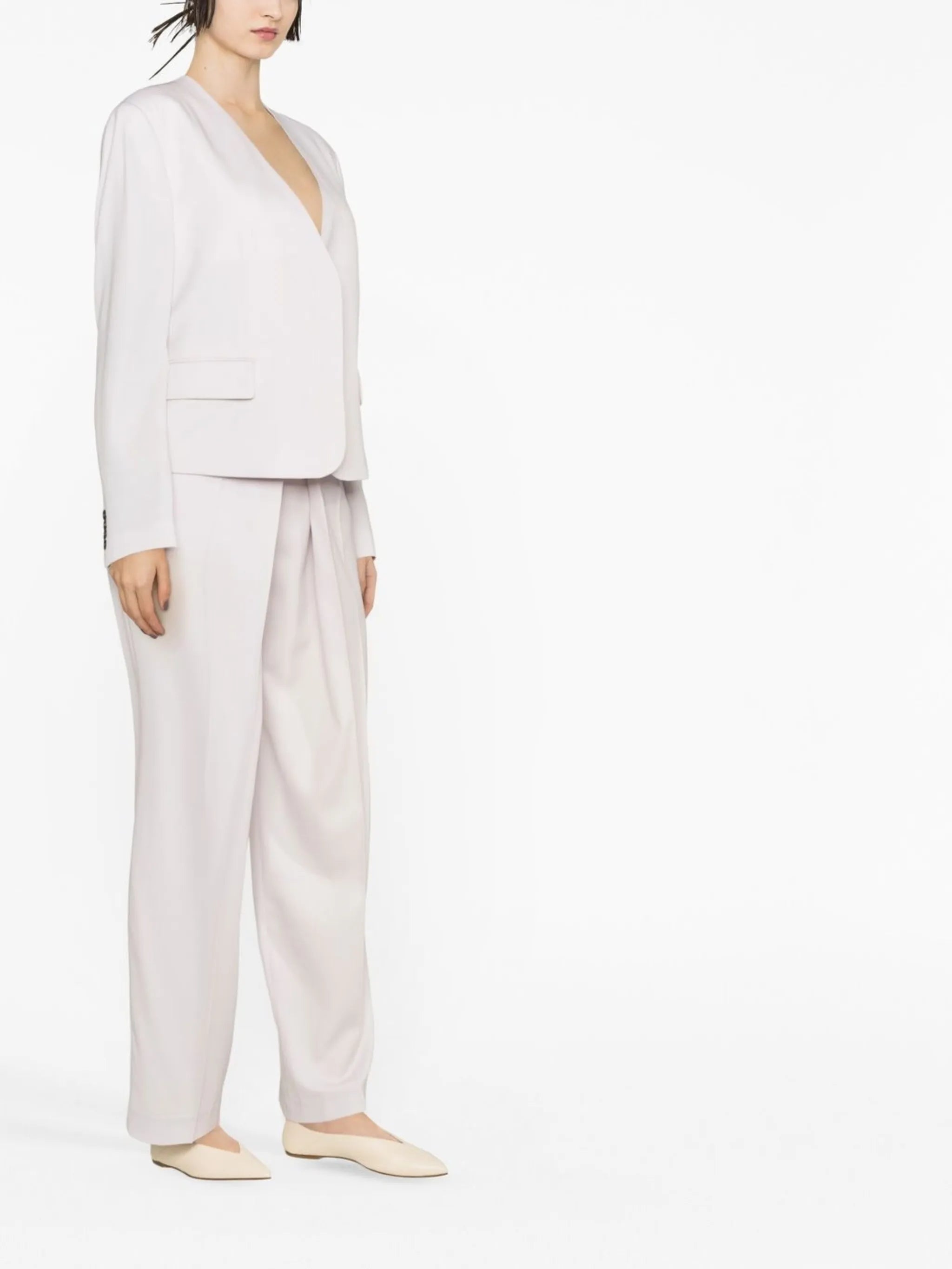 V-neck collarless blazer