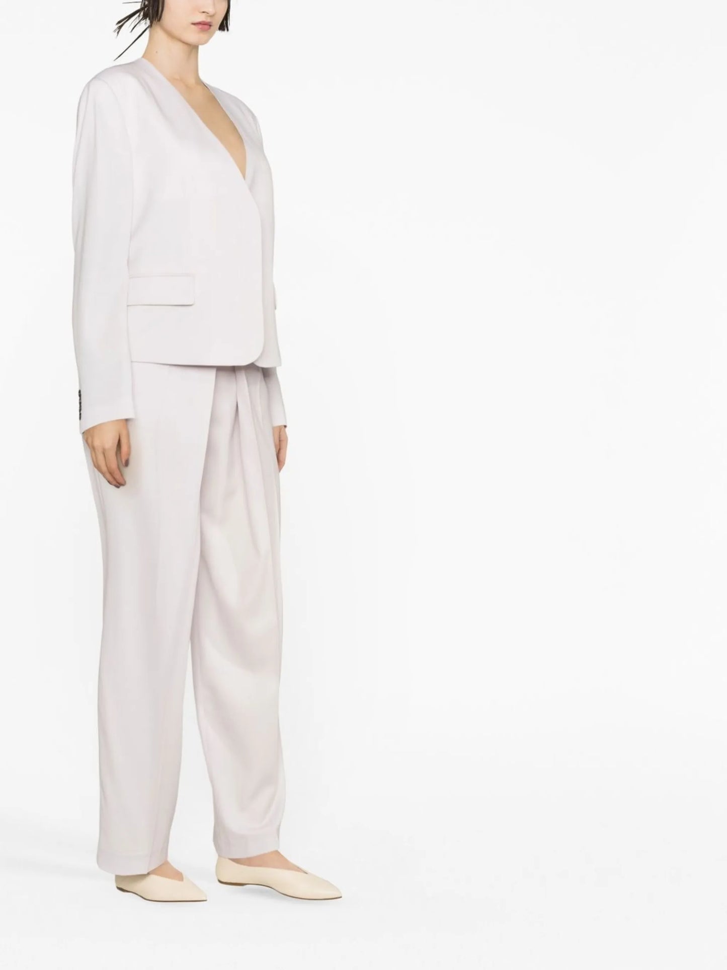 V-neck collarless blazer