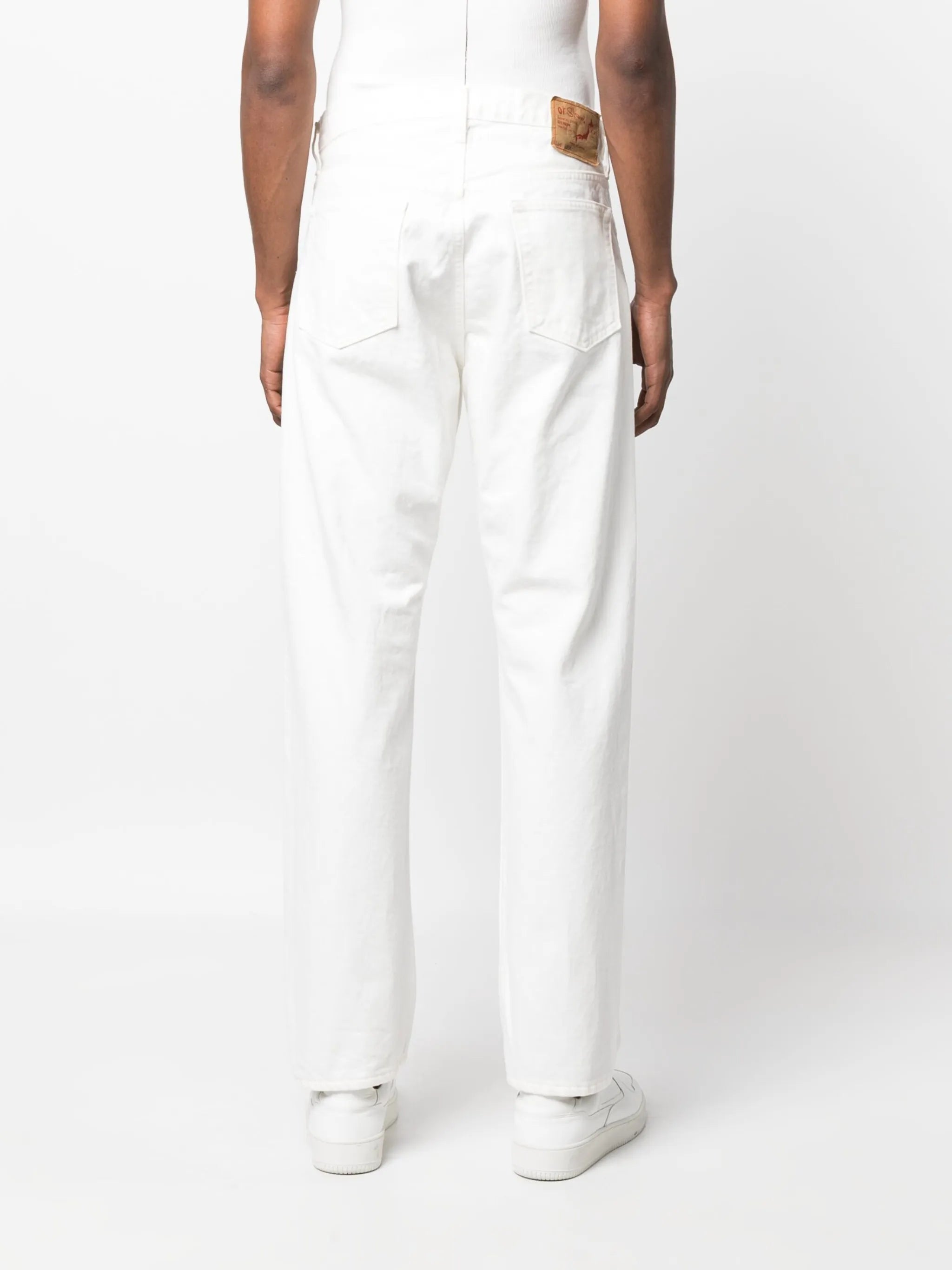 slim-cut leg trousers
