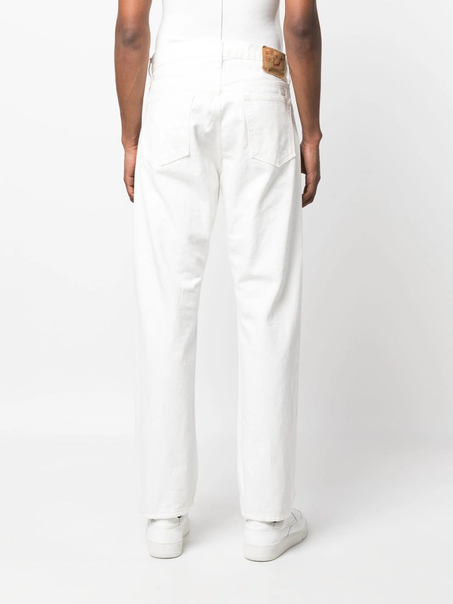 slim-cut leg trousers