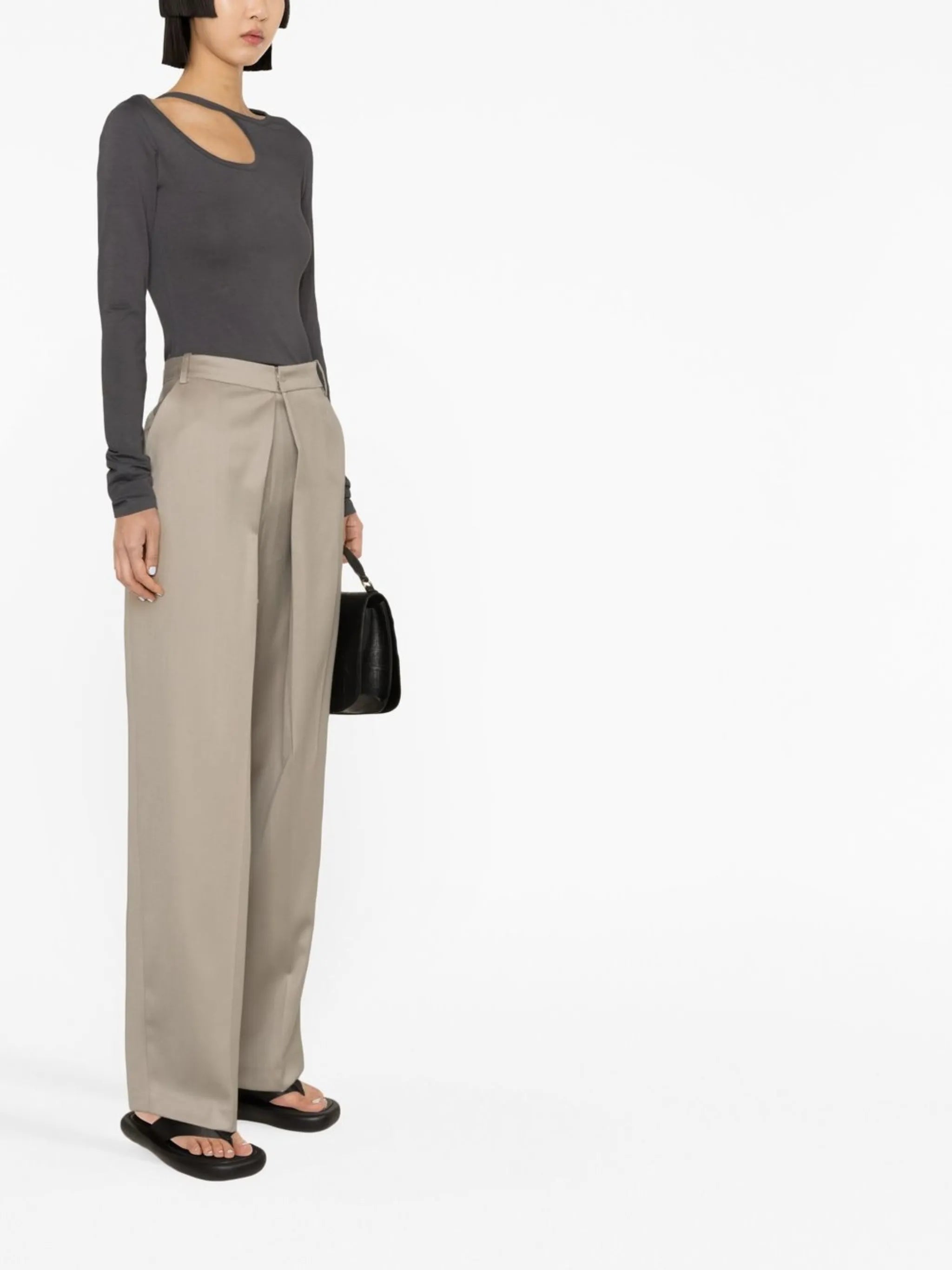 pleat-detail tailored trousers