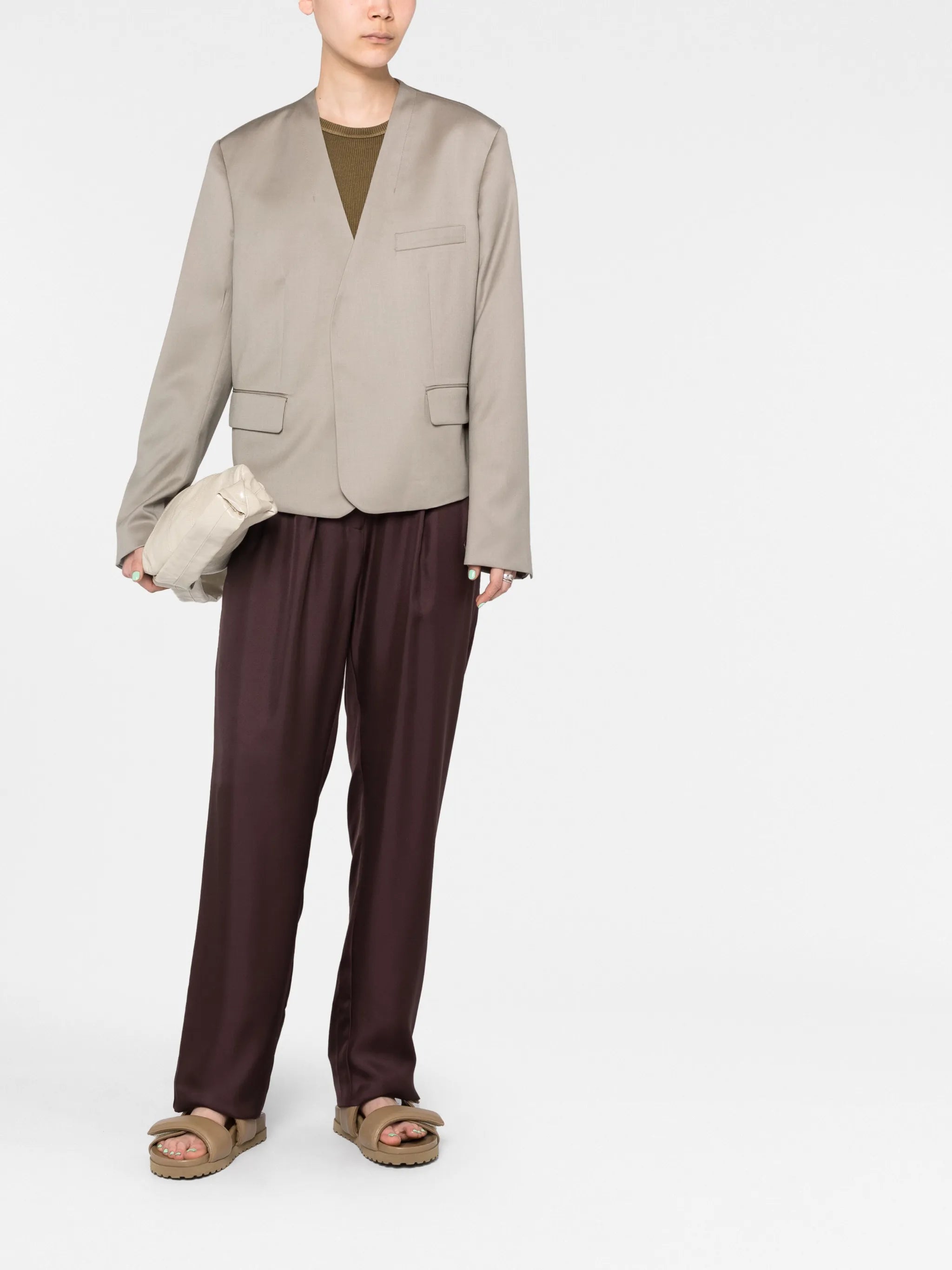 V-neck collarless blazer