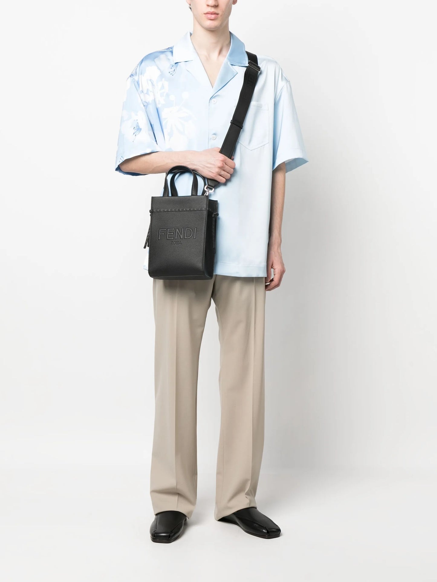leather tote bag