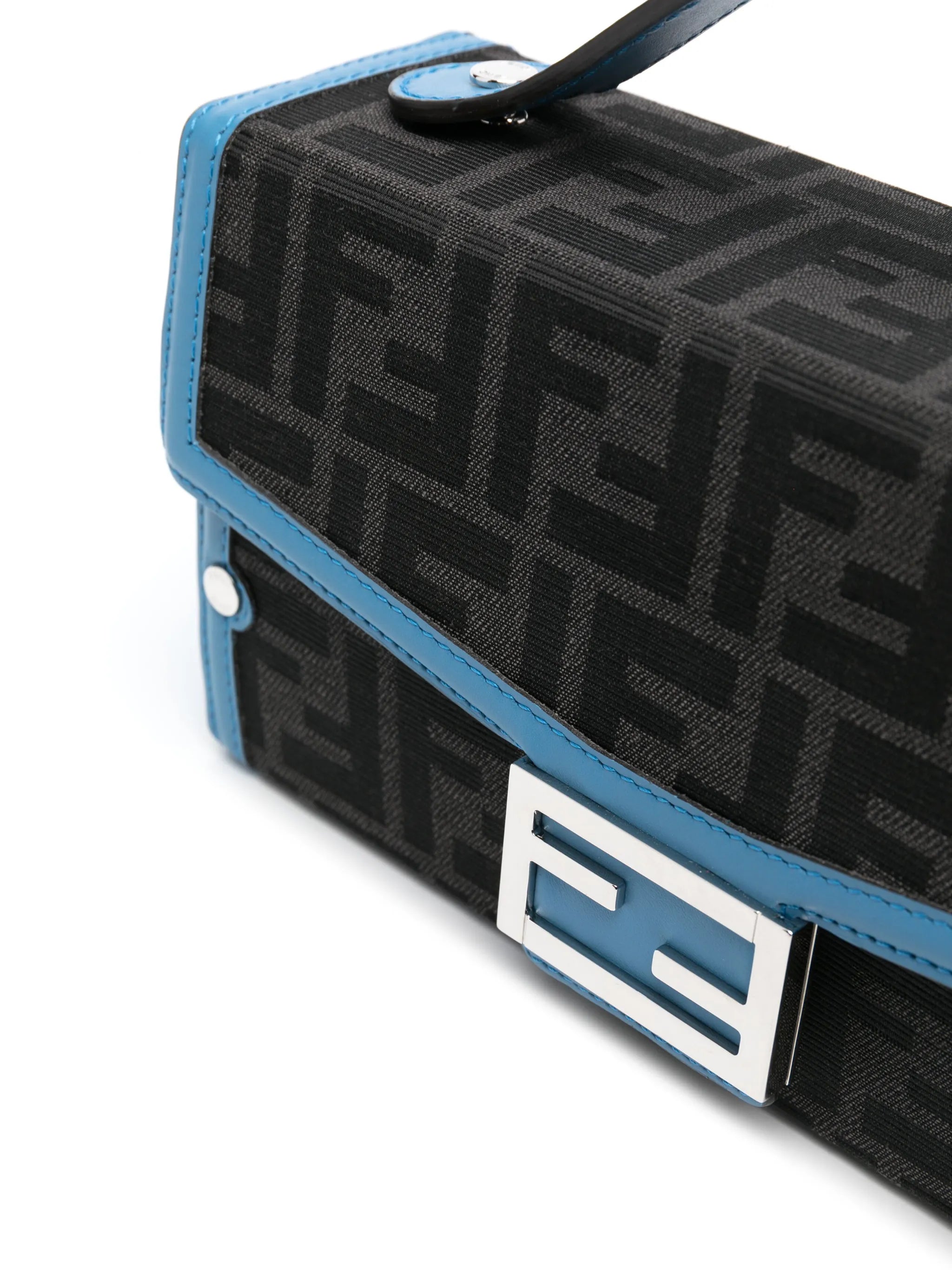 Soft Trunk Baguette bag