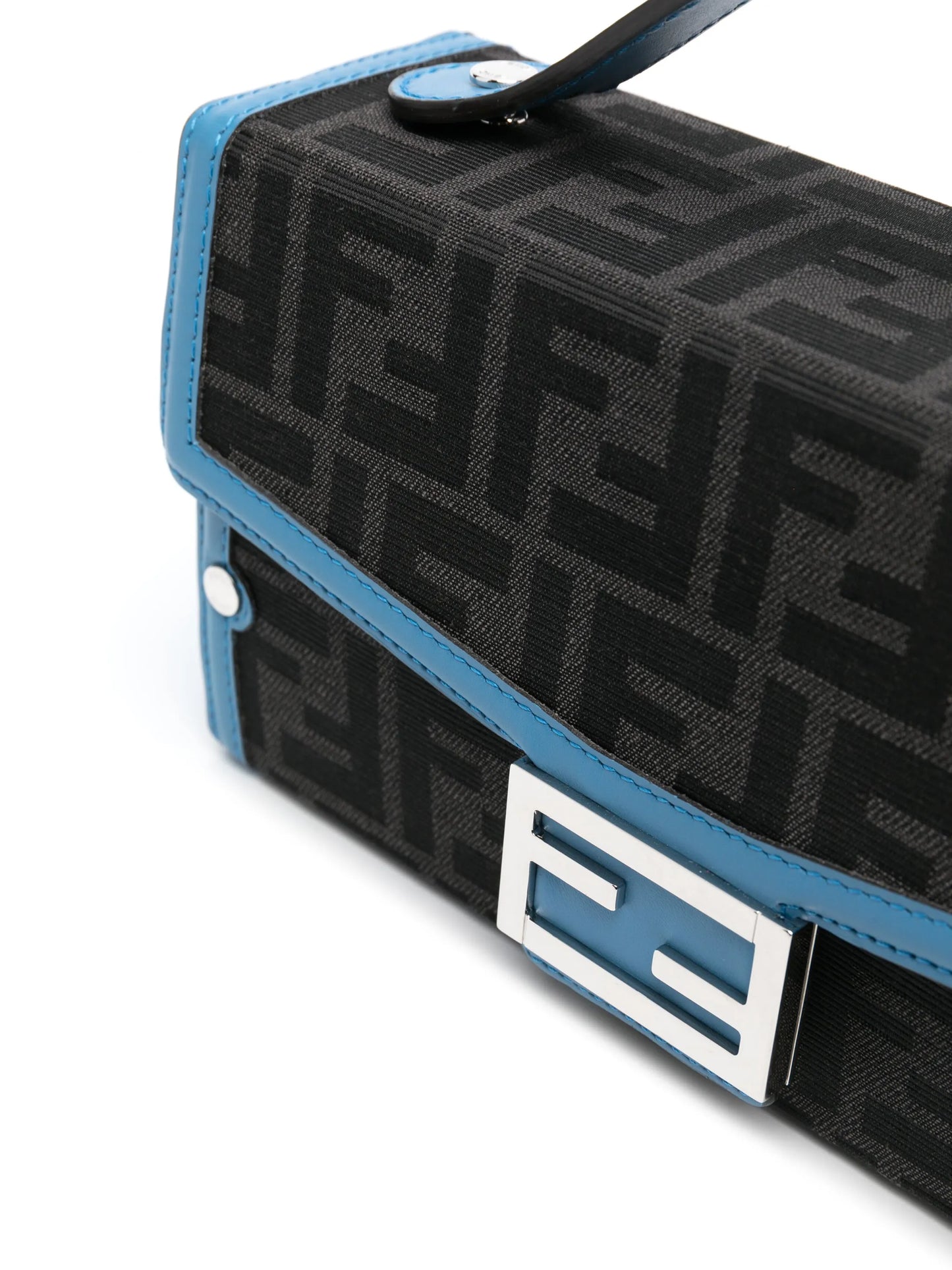 Soft Trunk Baguette bag