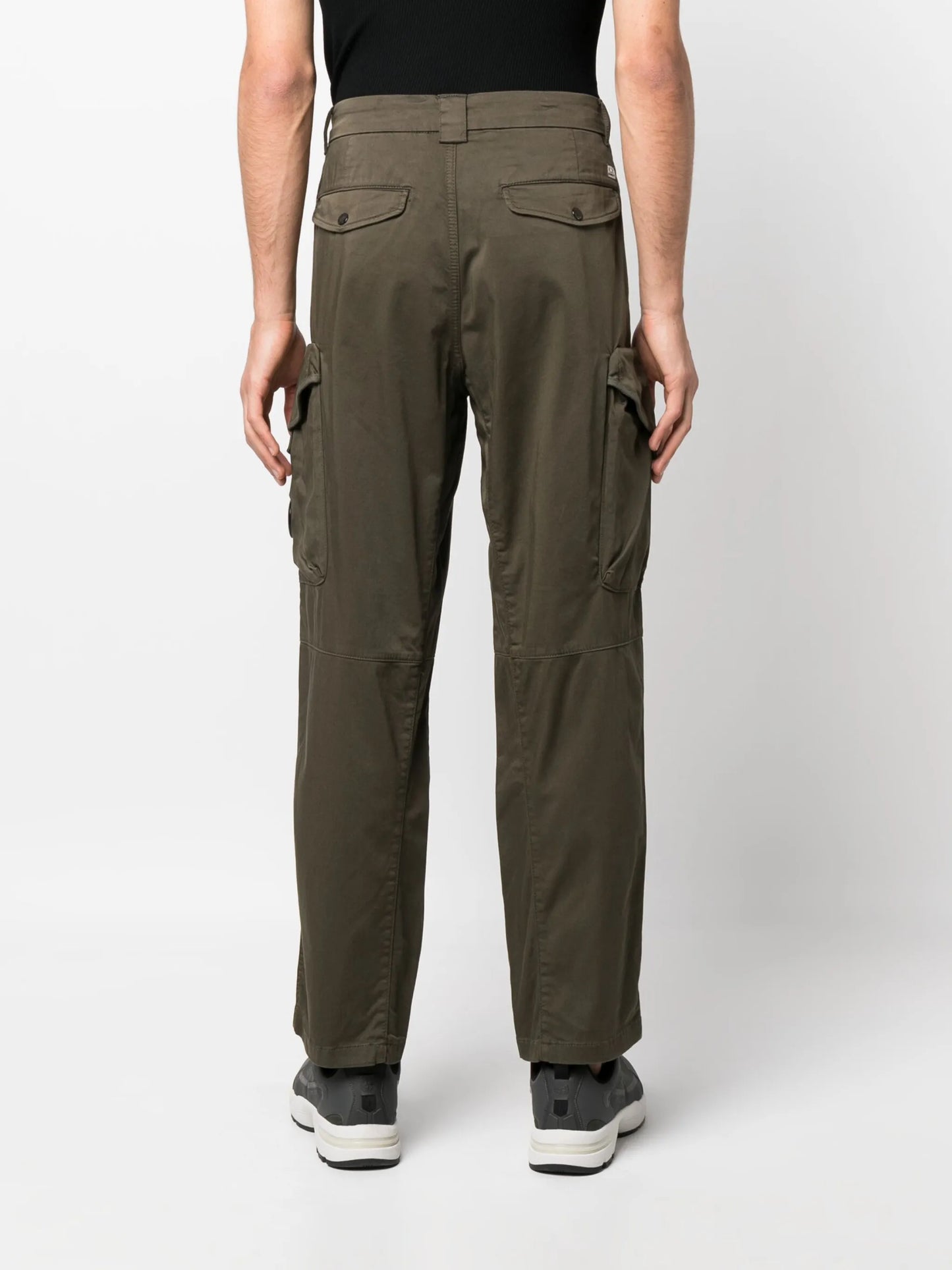 Lens-detail cargo-pocket trousers