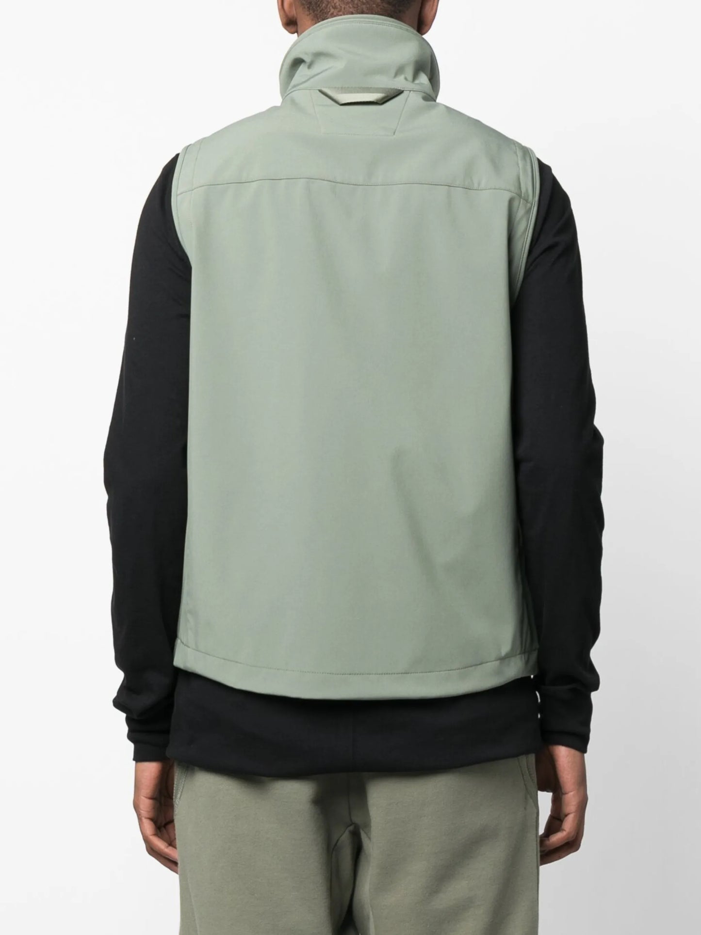 Lens-detail multi-pocket vest