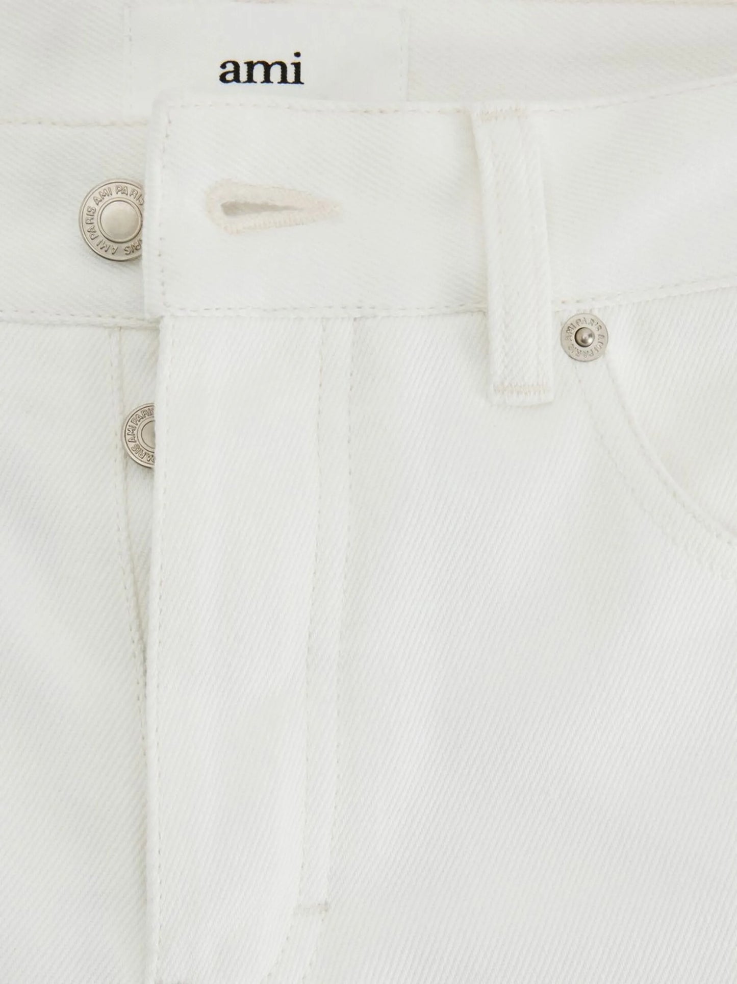 tapered-leg jeans