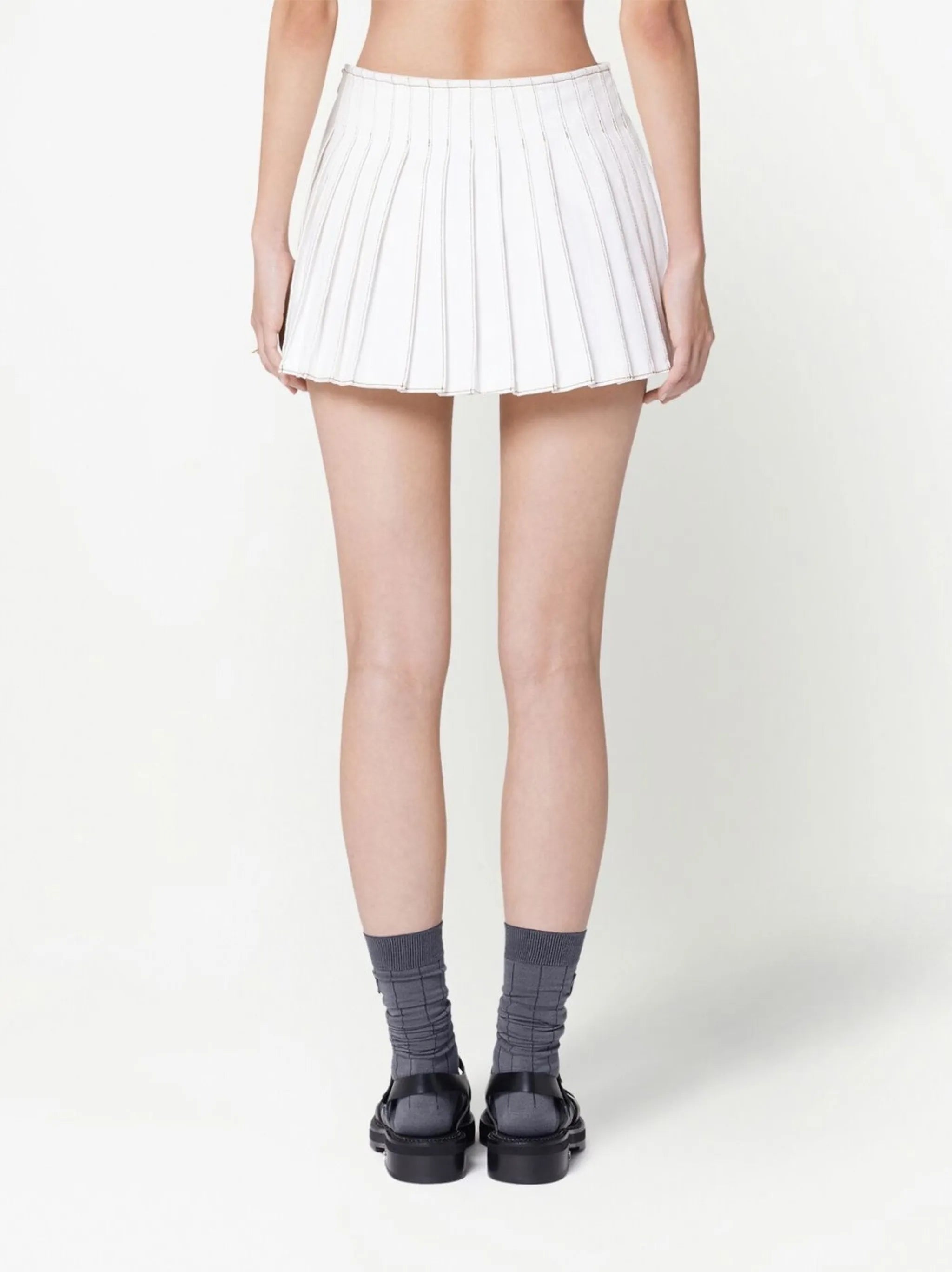 high-waisted pleated mini skirt