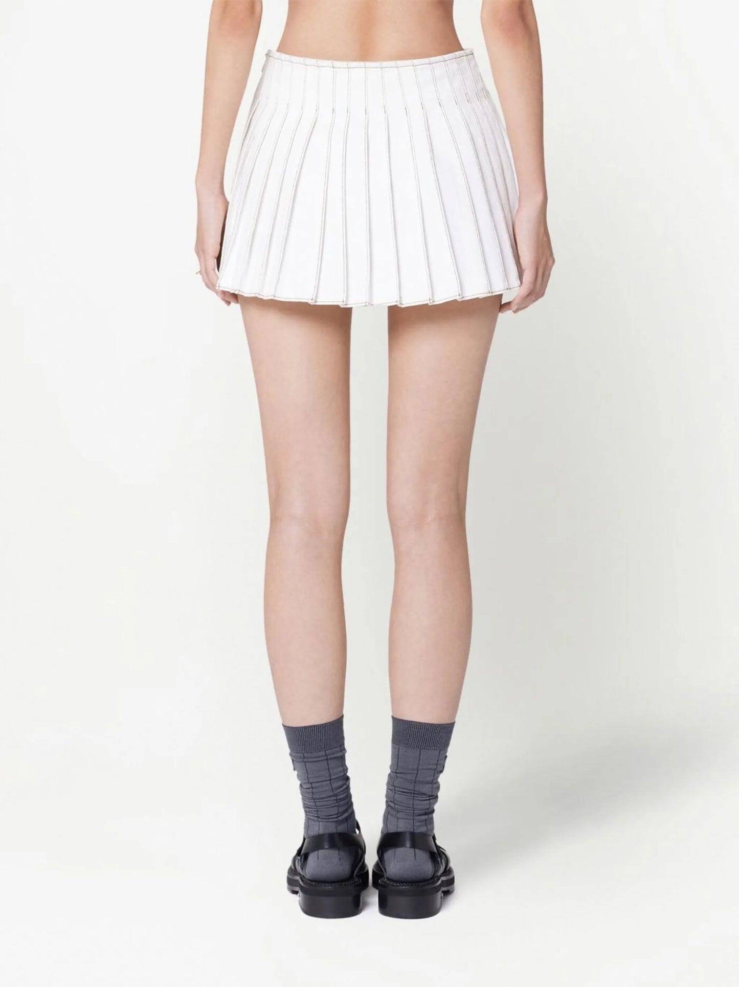 high-waisted pleated mini skirt