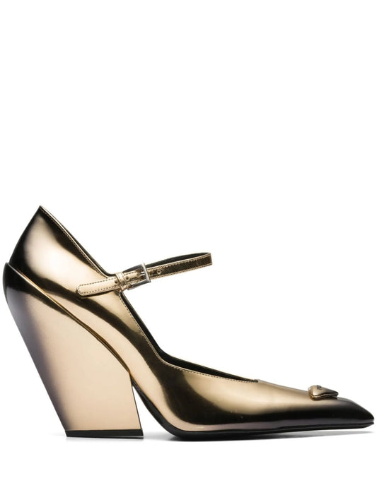 pointed Mary Jane pumps