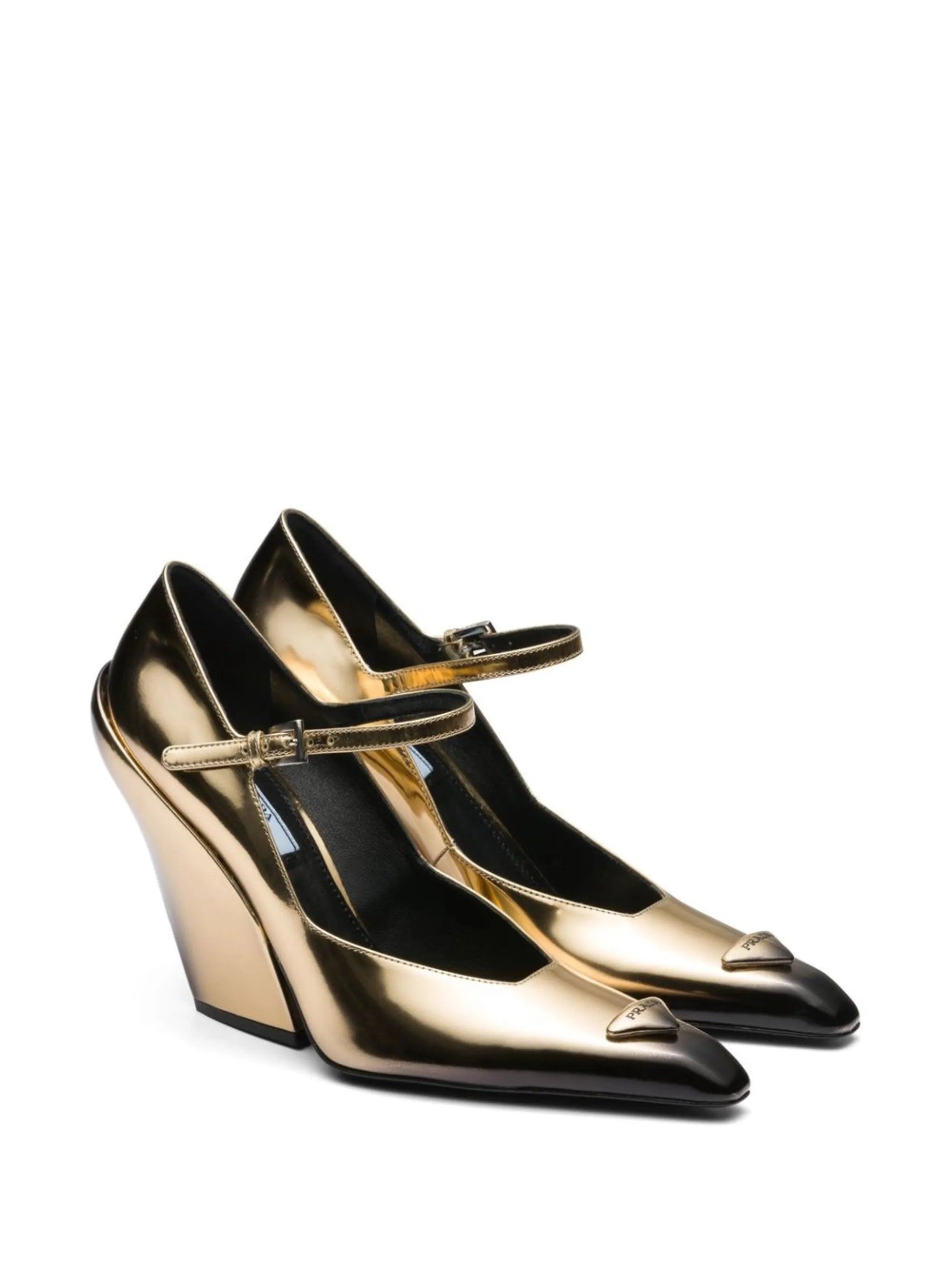 pointed Mary Jane pumps