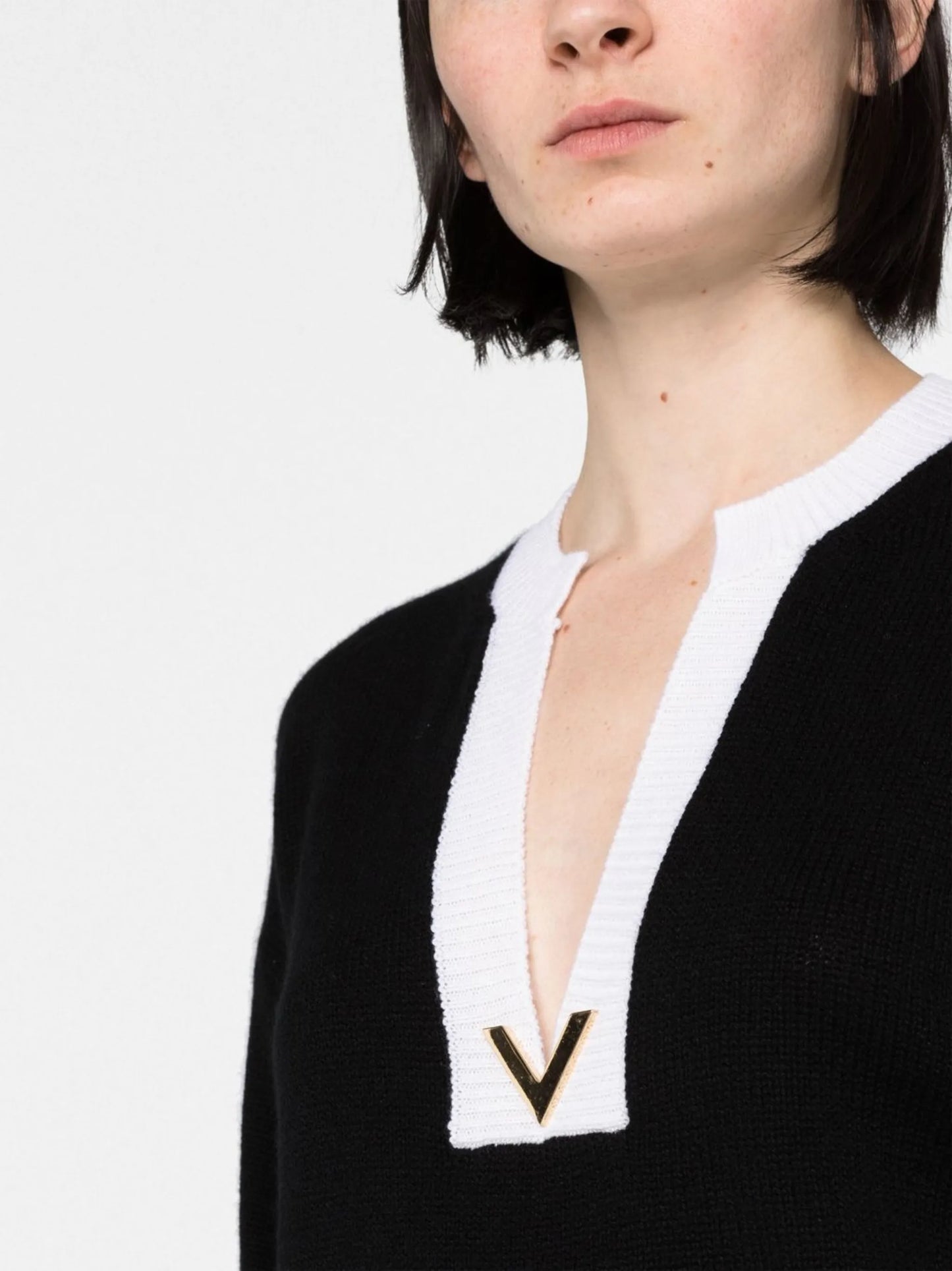Black VGold Detail Cashmere Jumper