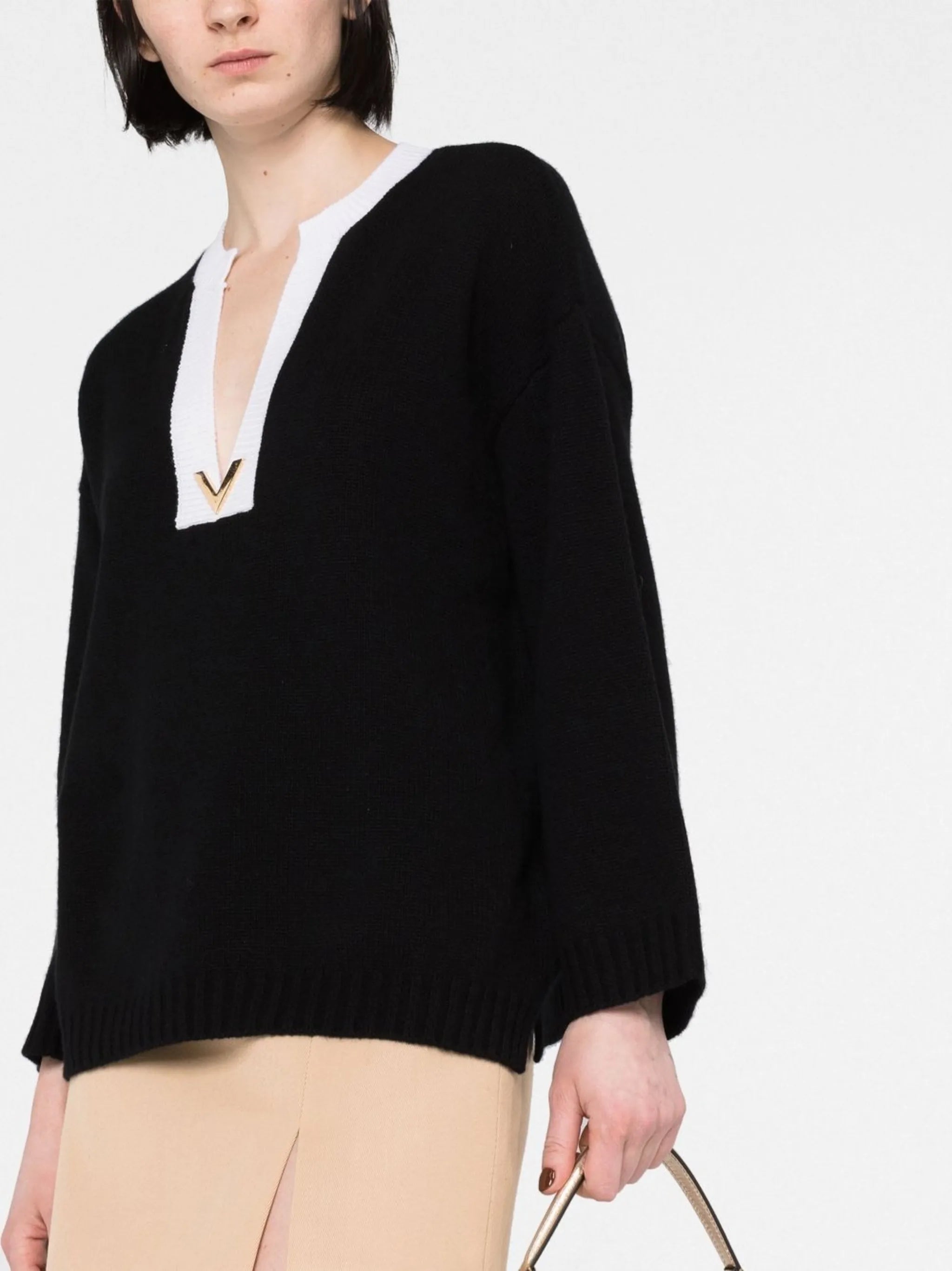 Black VGold Detail Cashmere Jumper