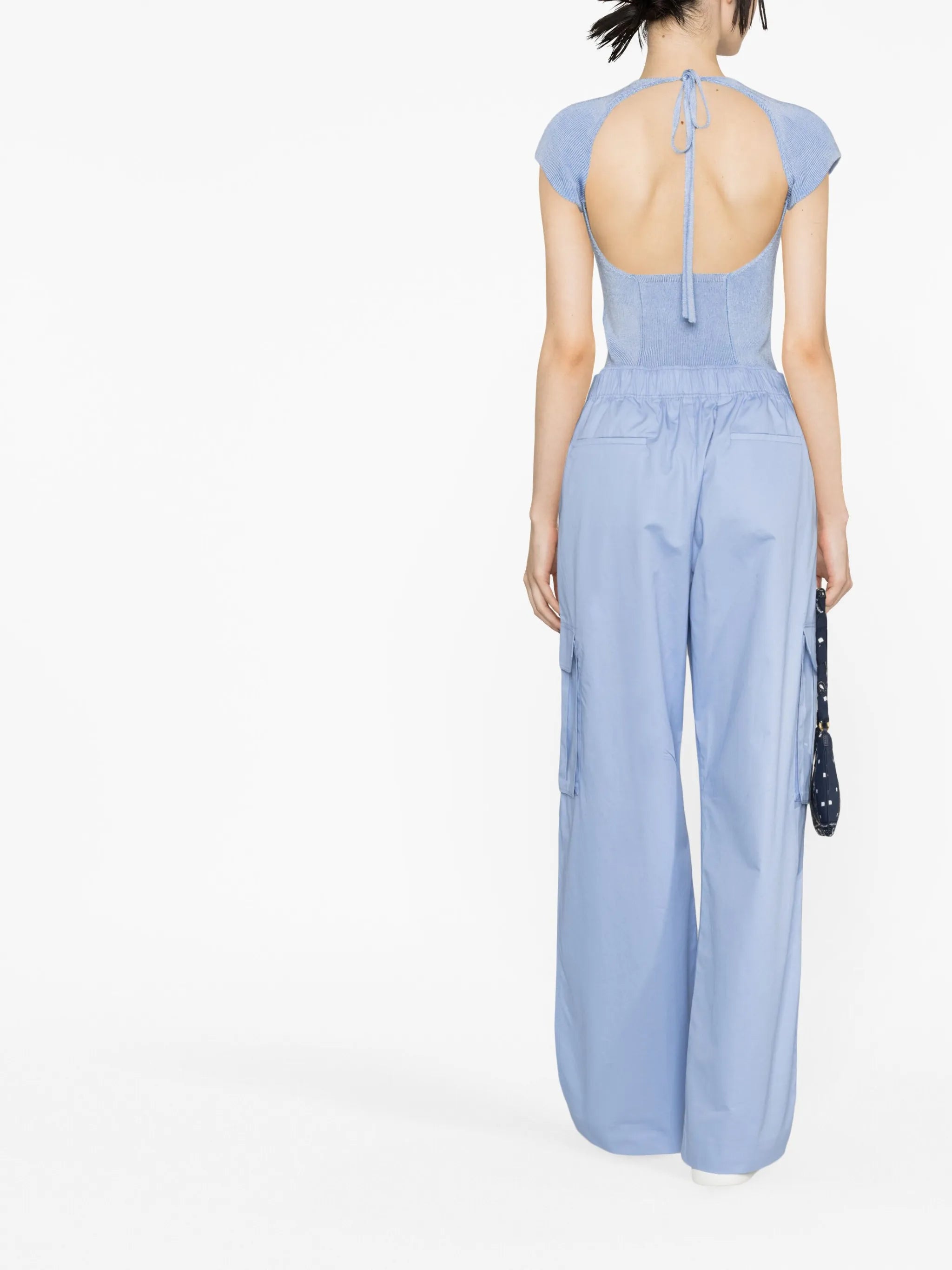 wide-leg cargo trousers