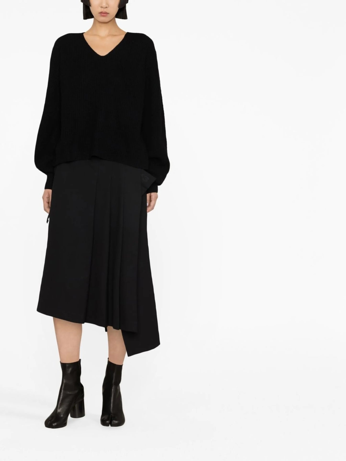 Maya V-neck cashmere jumper