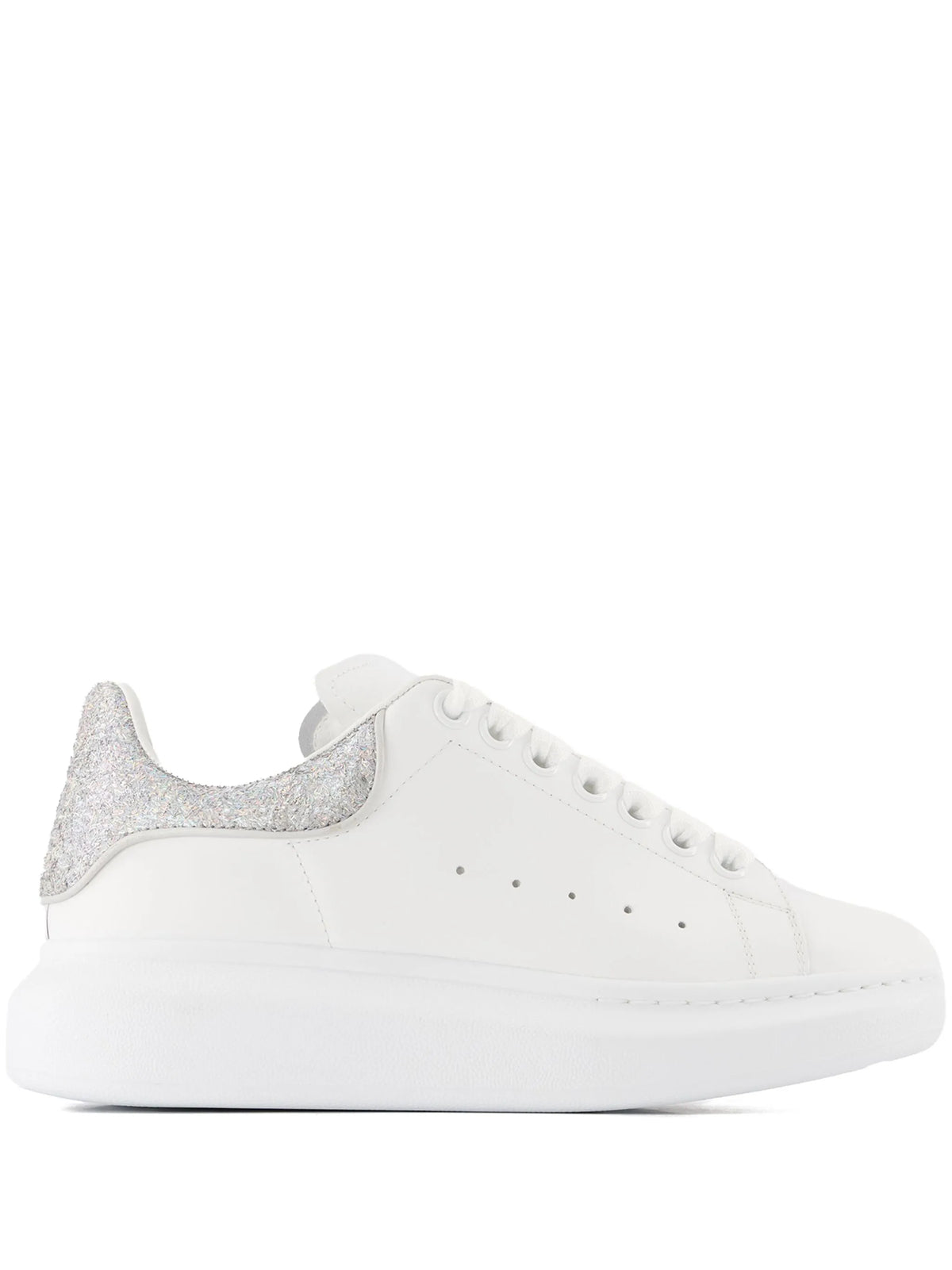 low-top lace-up sneakers