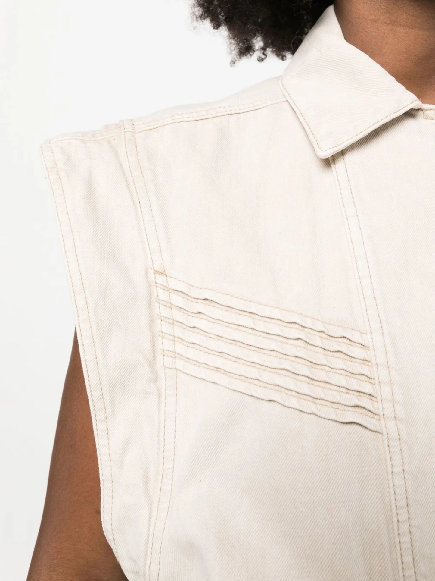 denim detachable-sleeve jacket
