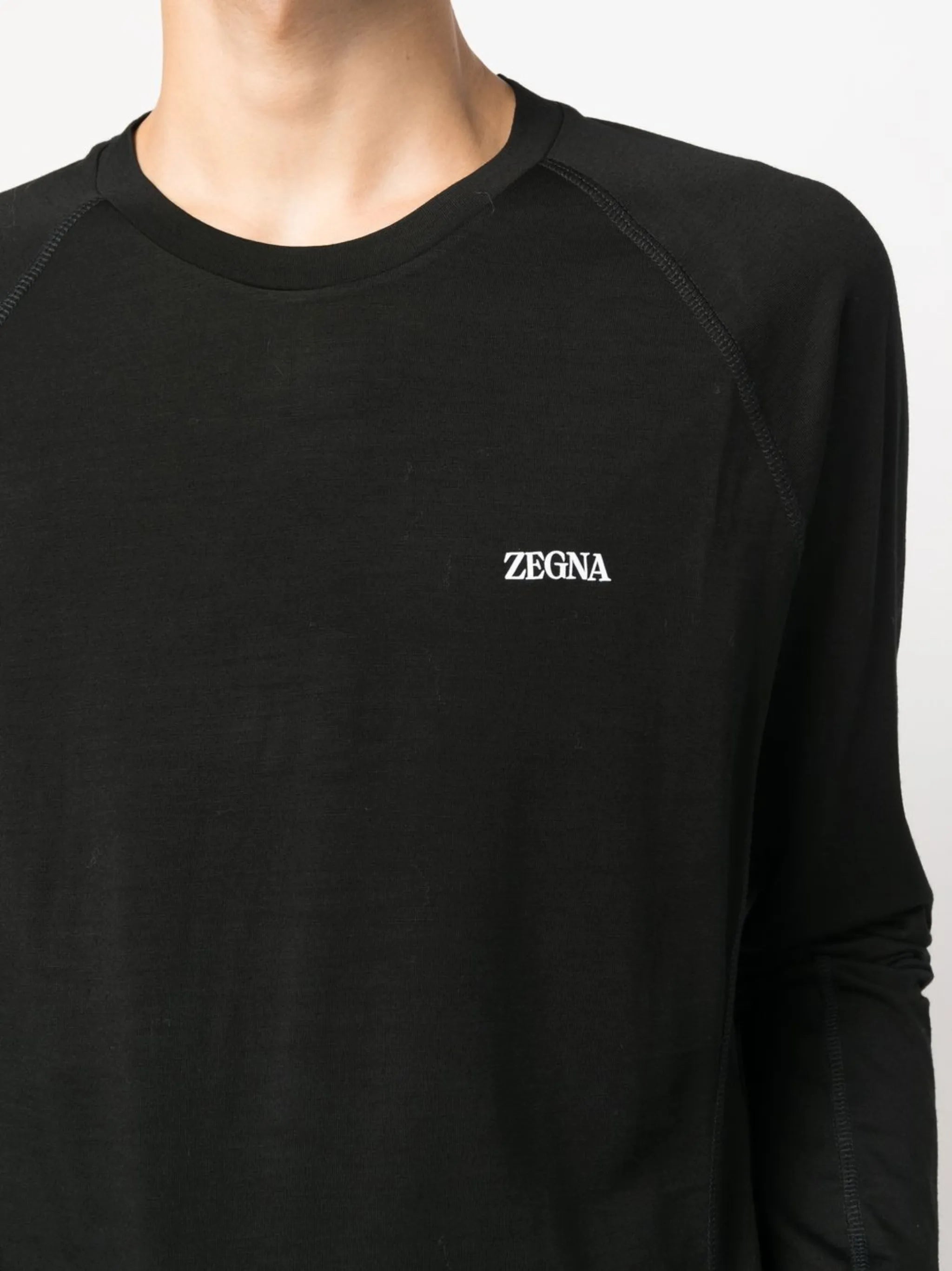 logo-print long-sleeved T-shirt