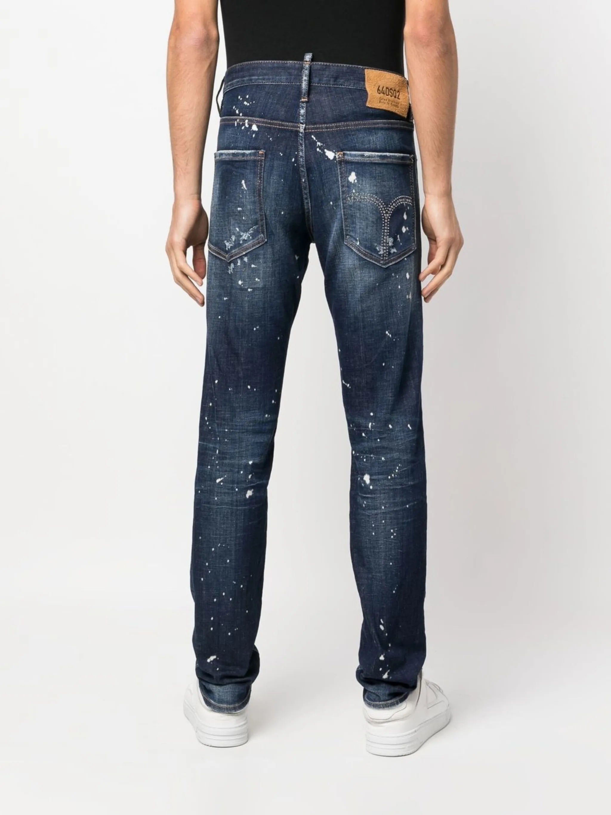 distressed-effect straight-leg jeans