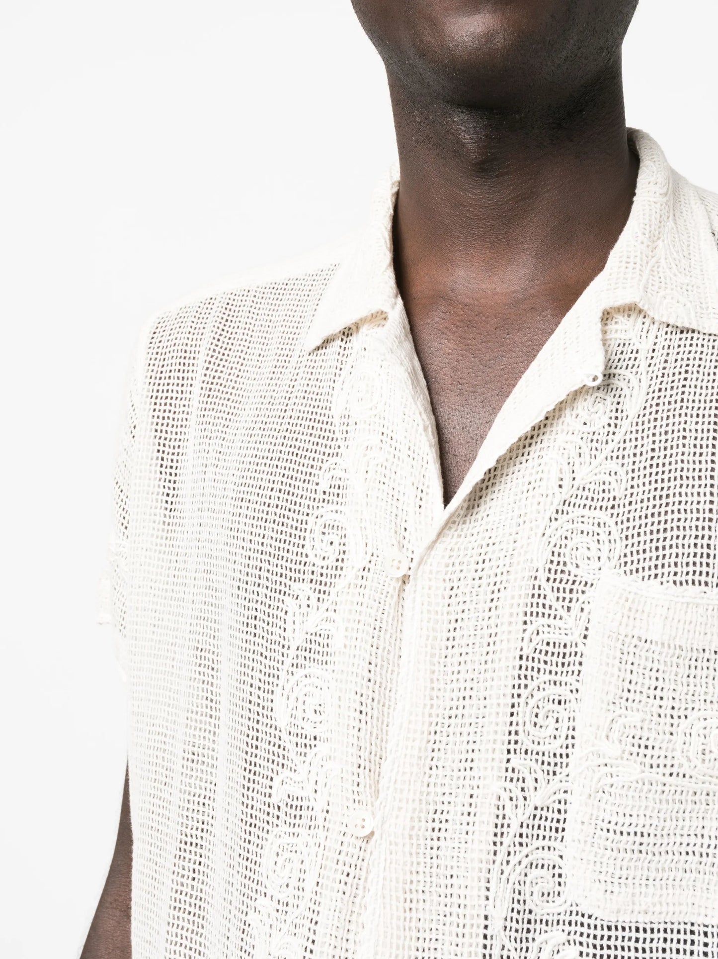 Filigree mesh short-sleeved shirt