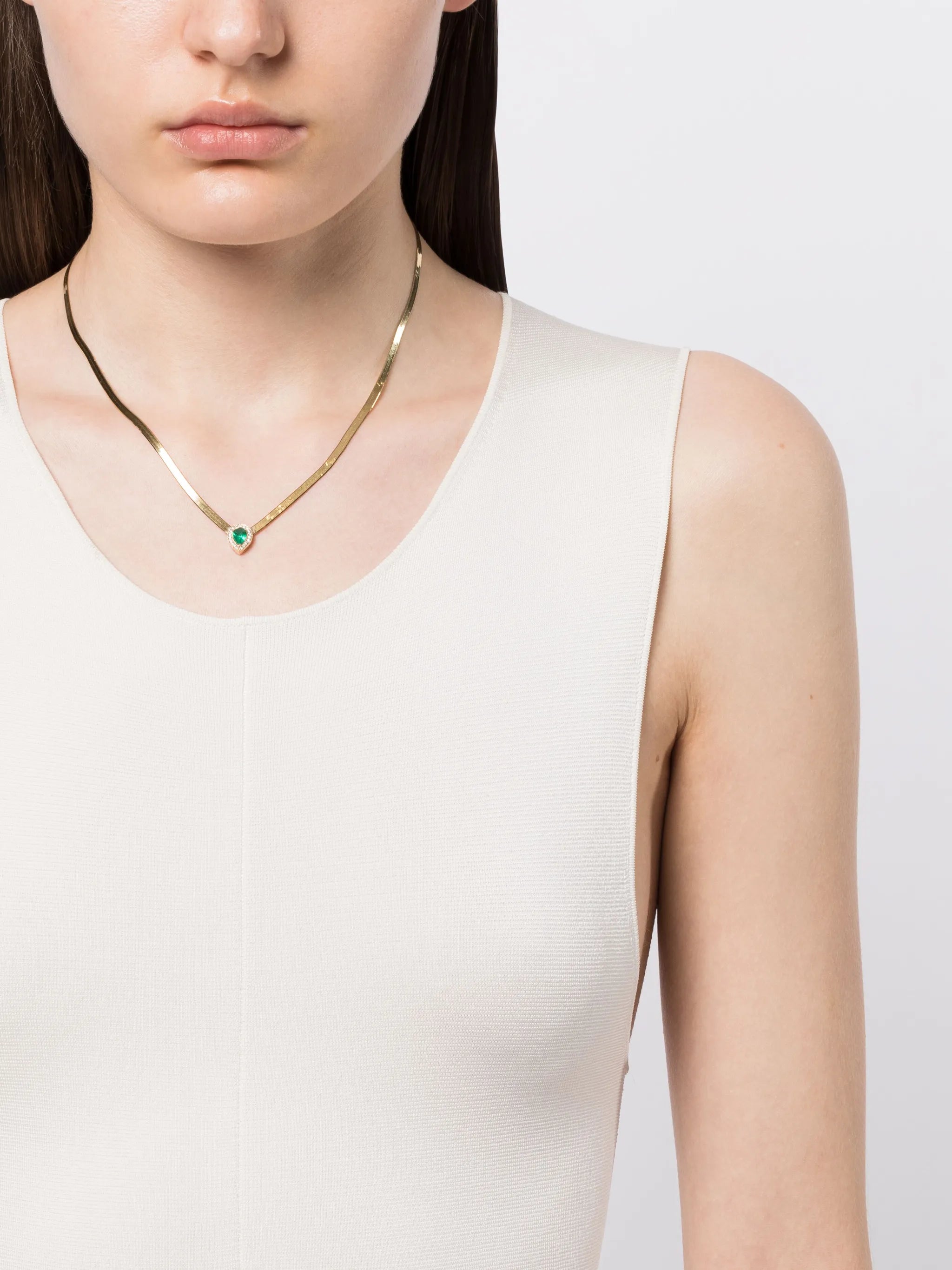 18kt yellow gold emerald and diamond necklace