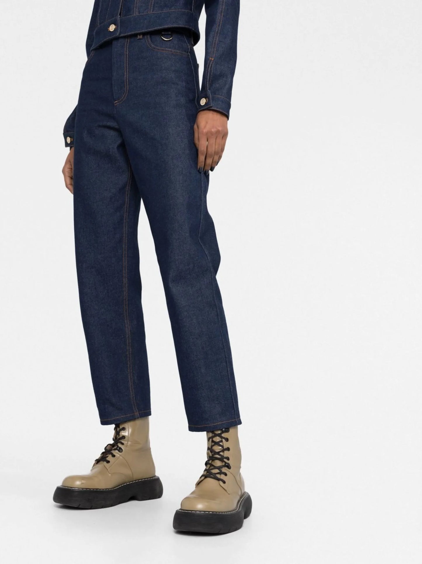 straight-leg cropped jeans