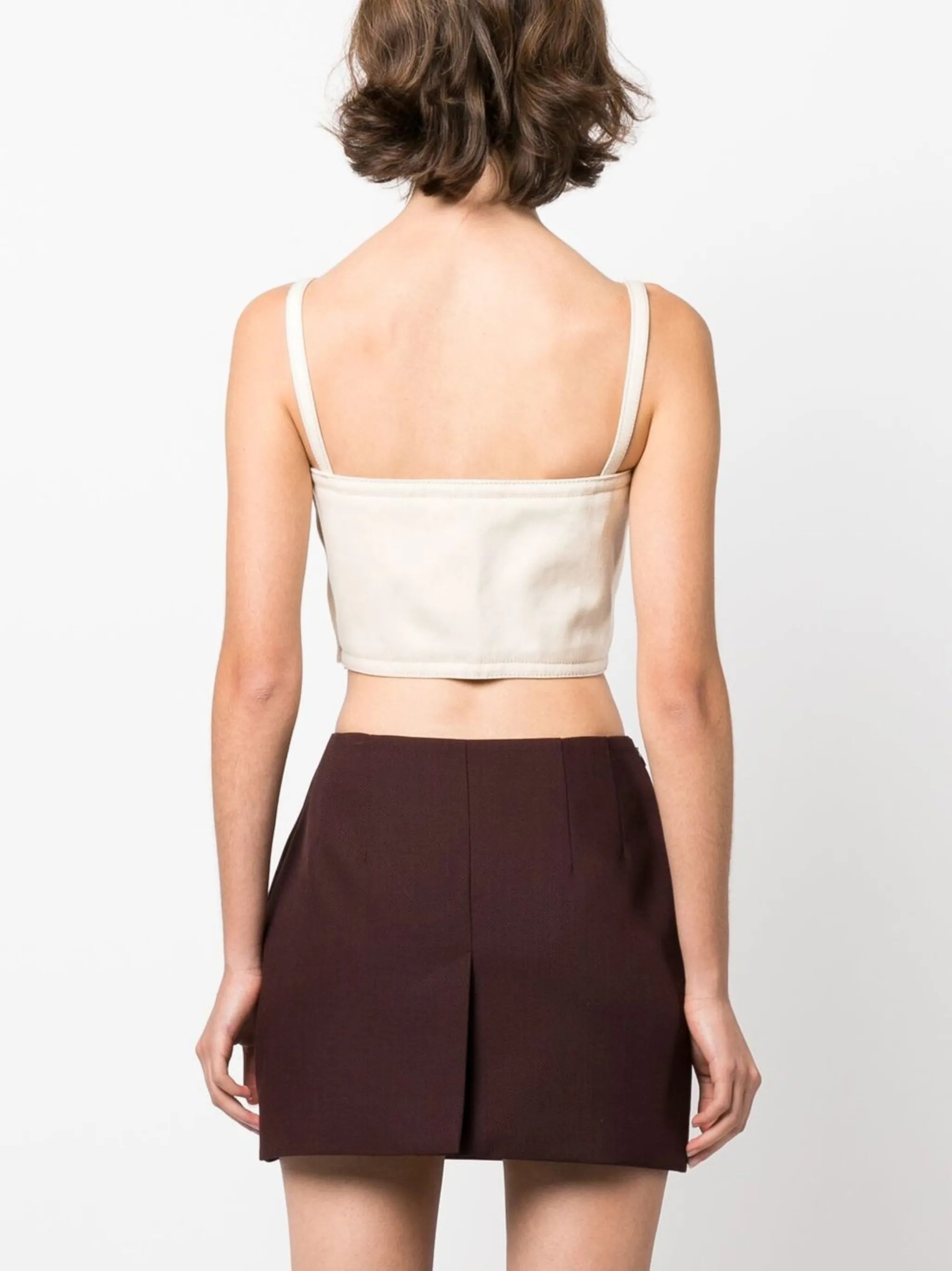 logo-plaque cropped top