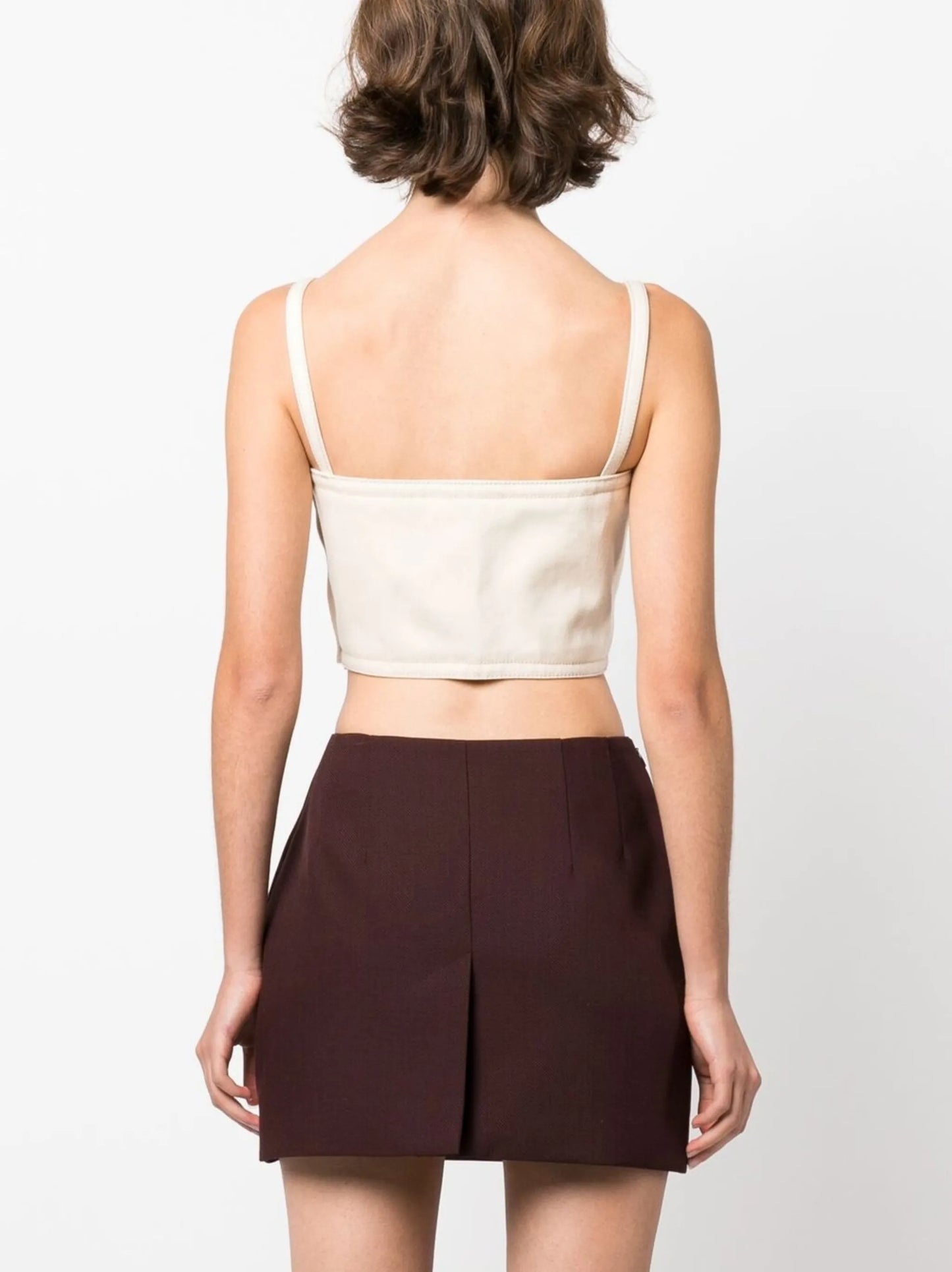 logo-plaque cropped top