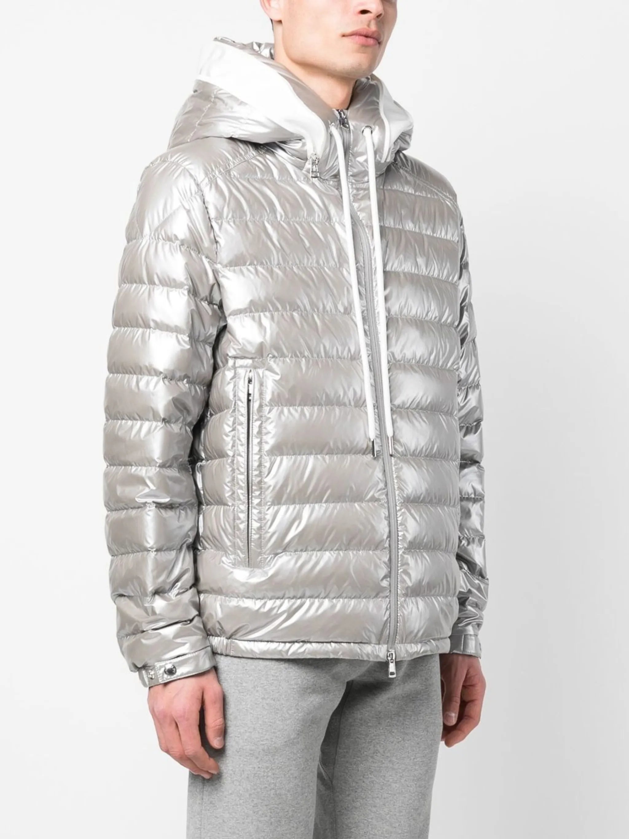 Akinari hooded down jacket