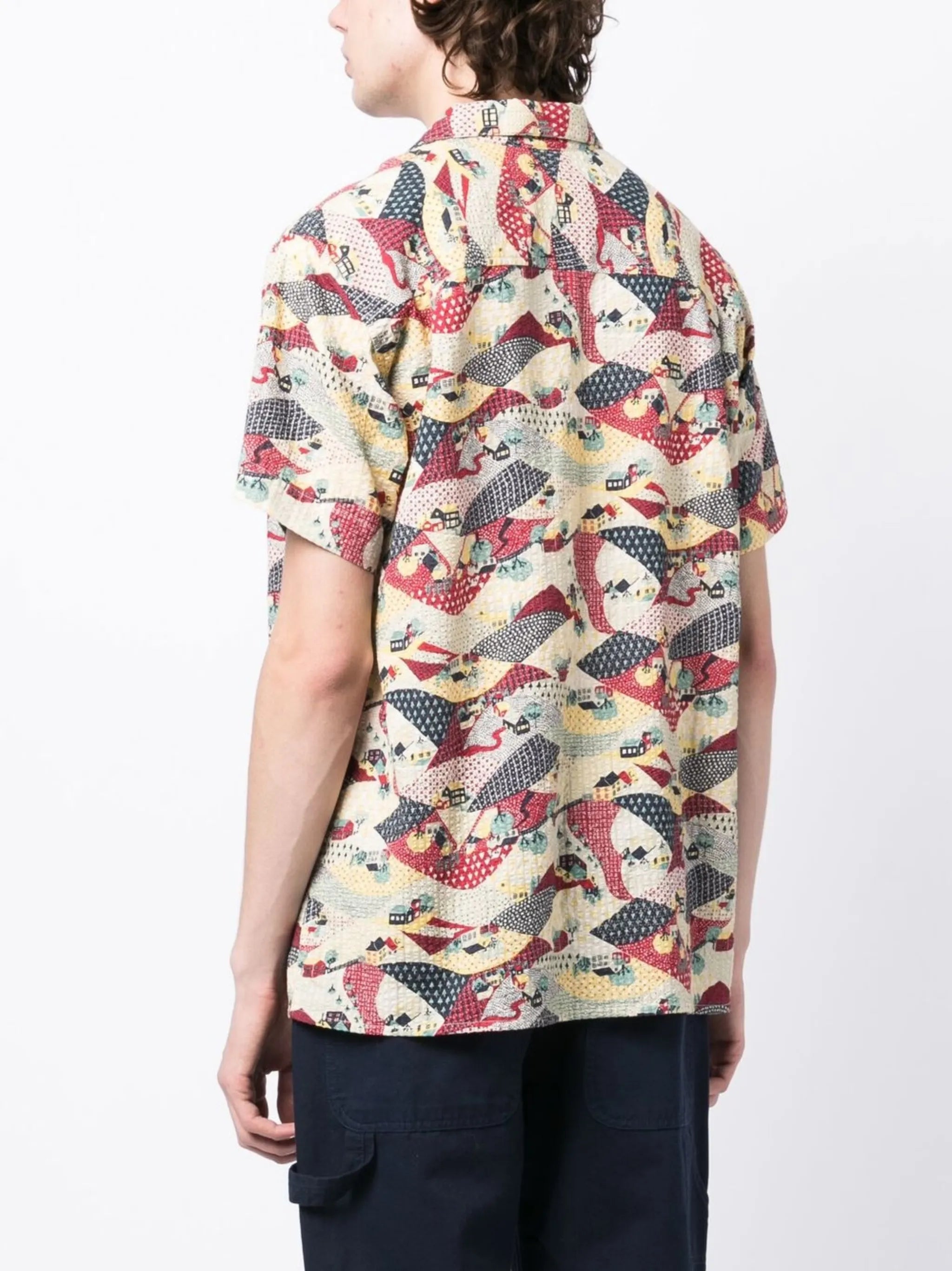 graphic-print short-sleeve shirt