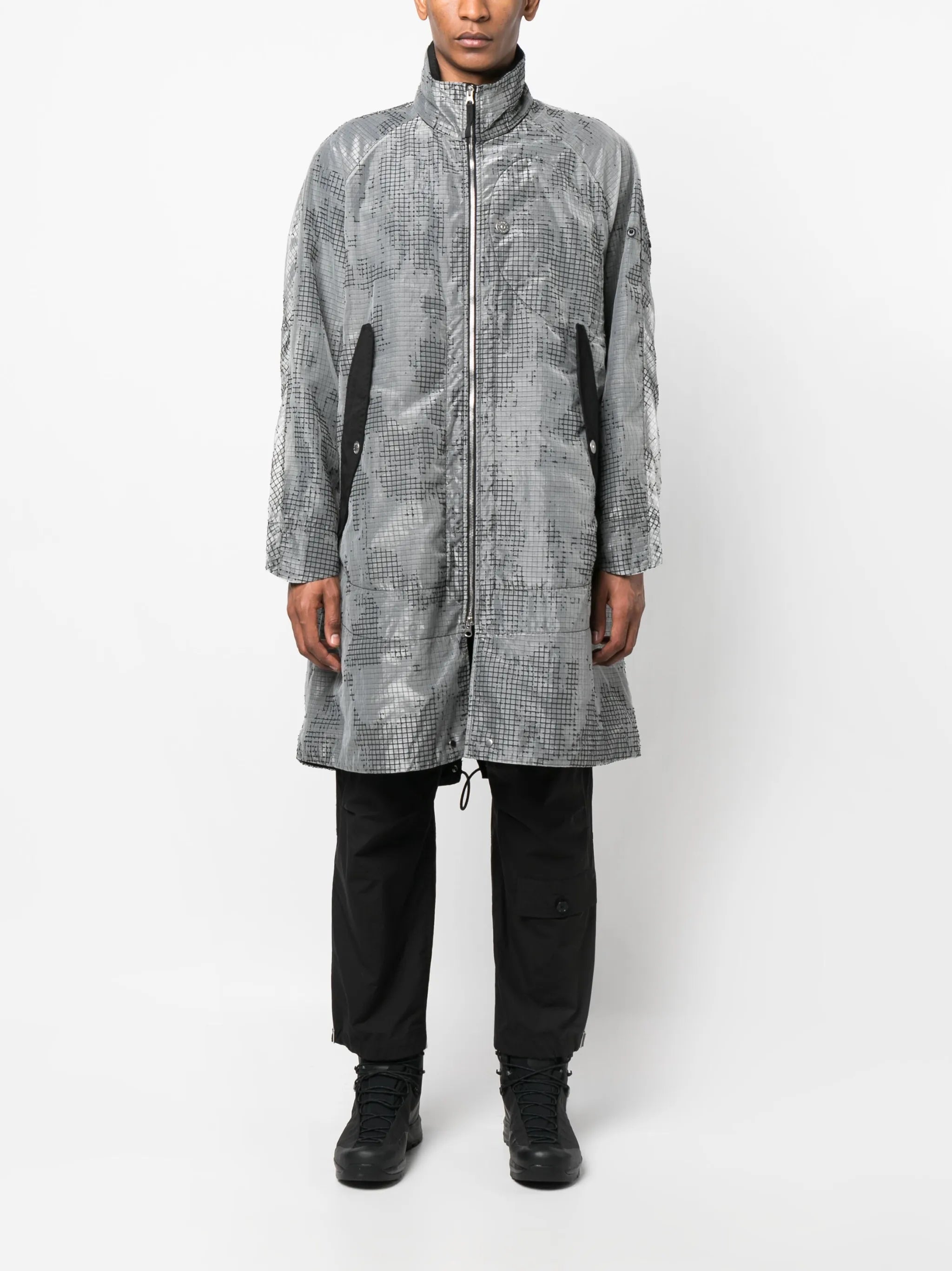 grid-pattern zip-up coat