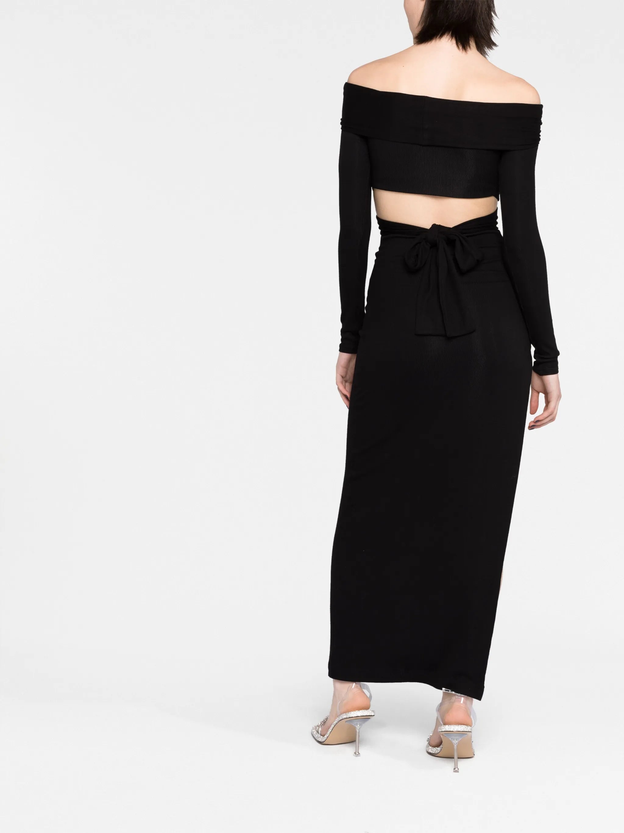 off-shoulder cropped knitted top