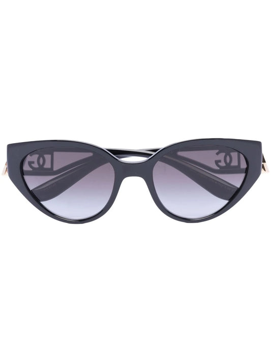 cat-eye frame sunglasses