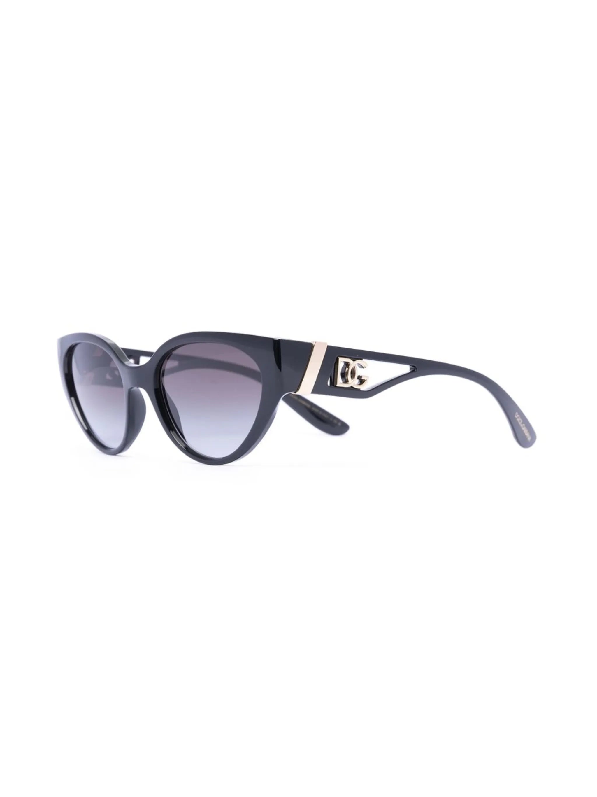 cat-eye frame sunglasses