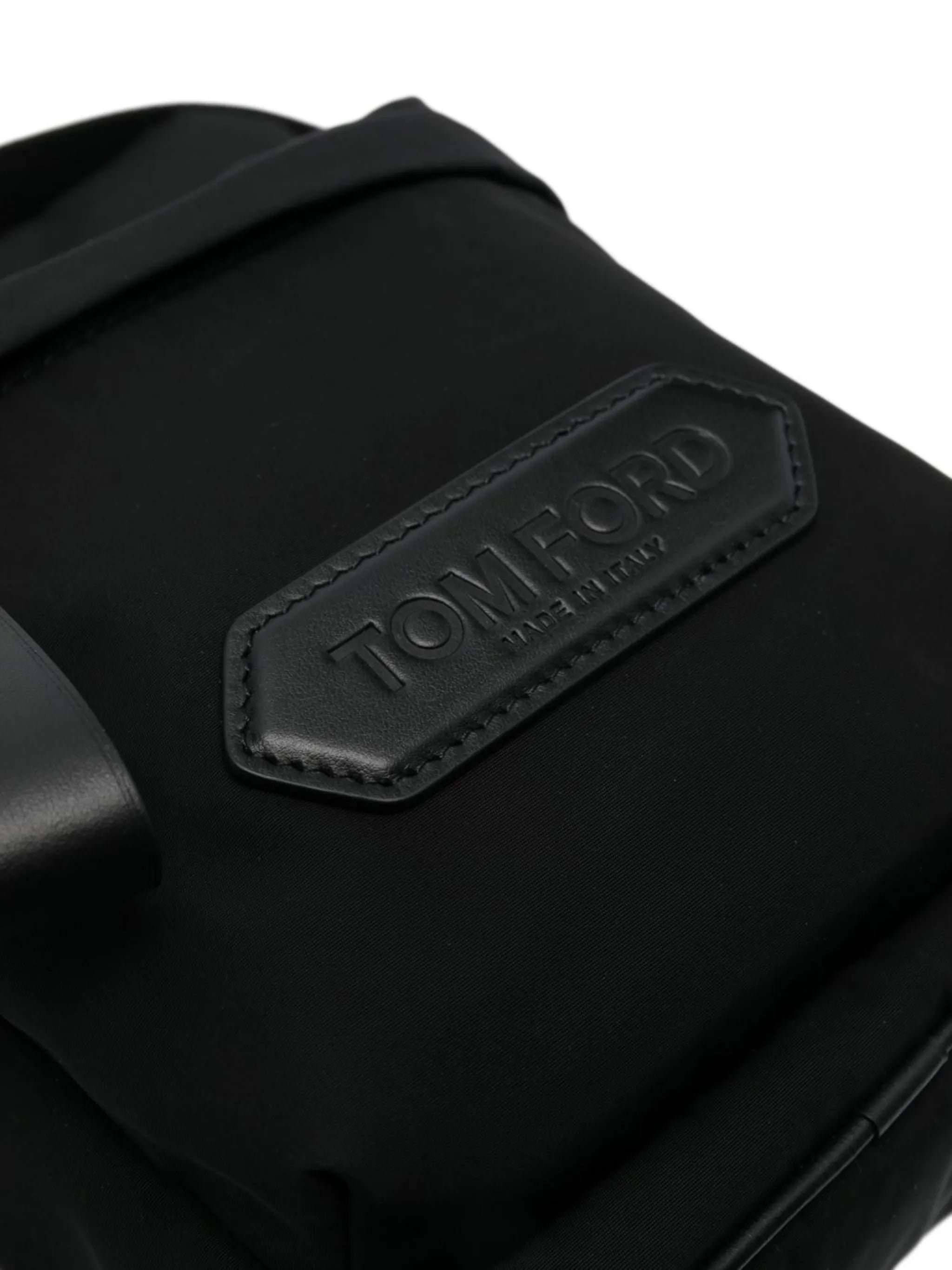 logo-patch zip-up messenger bag