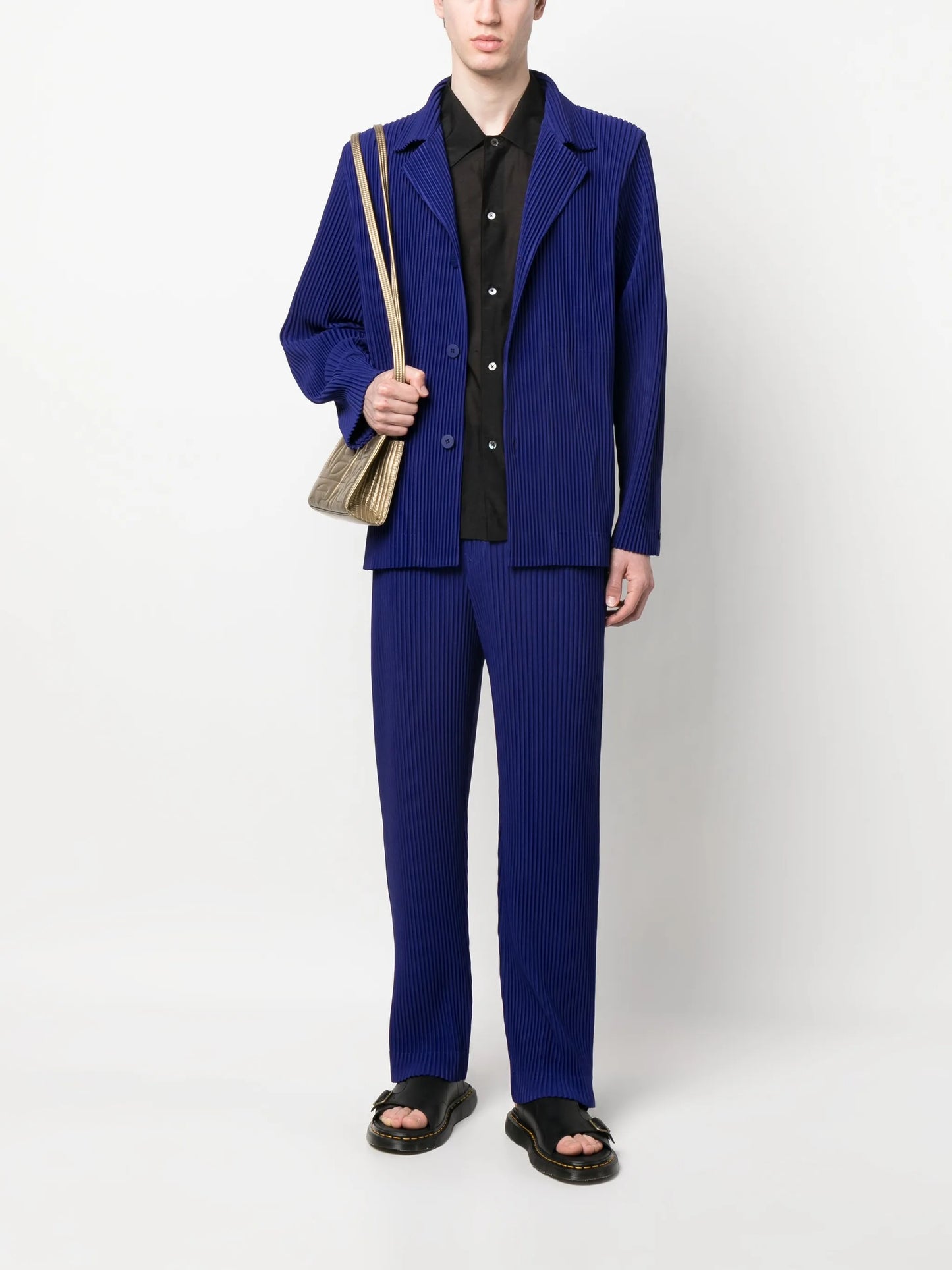 off-centre fastening fully-pleated jacket