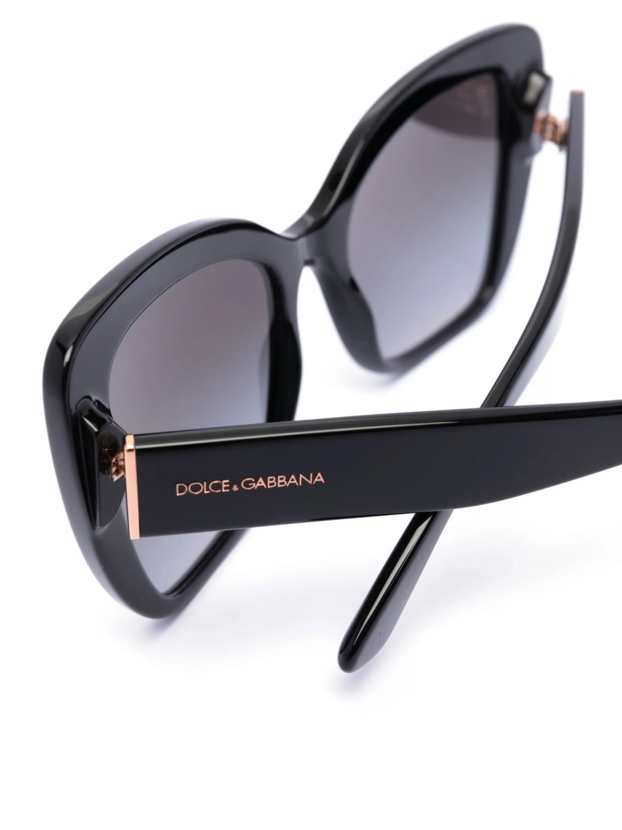 oversized cat-eye-frame sunglasses