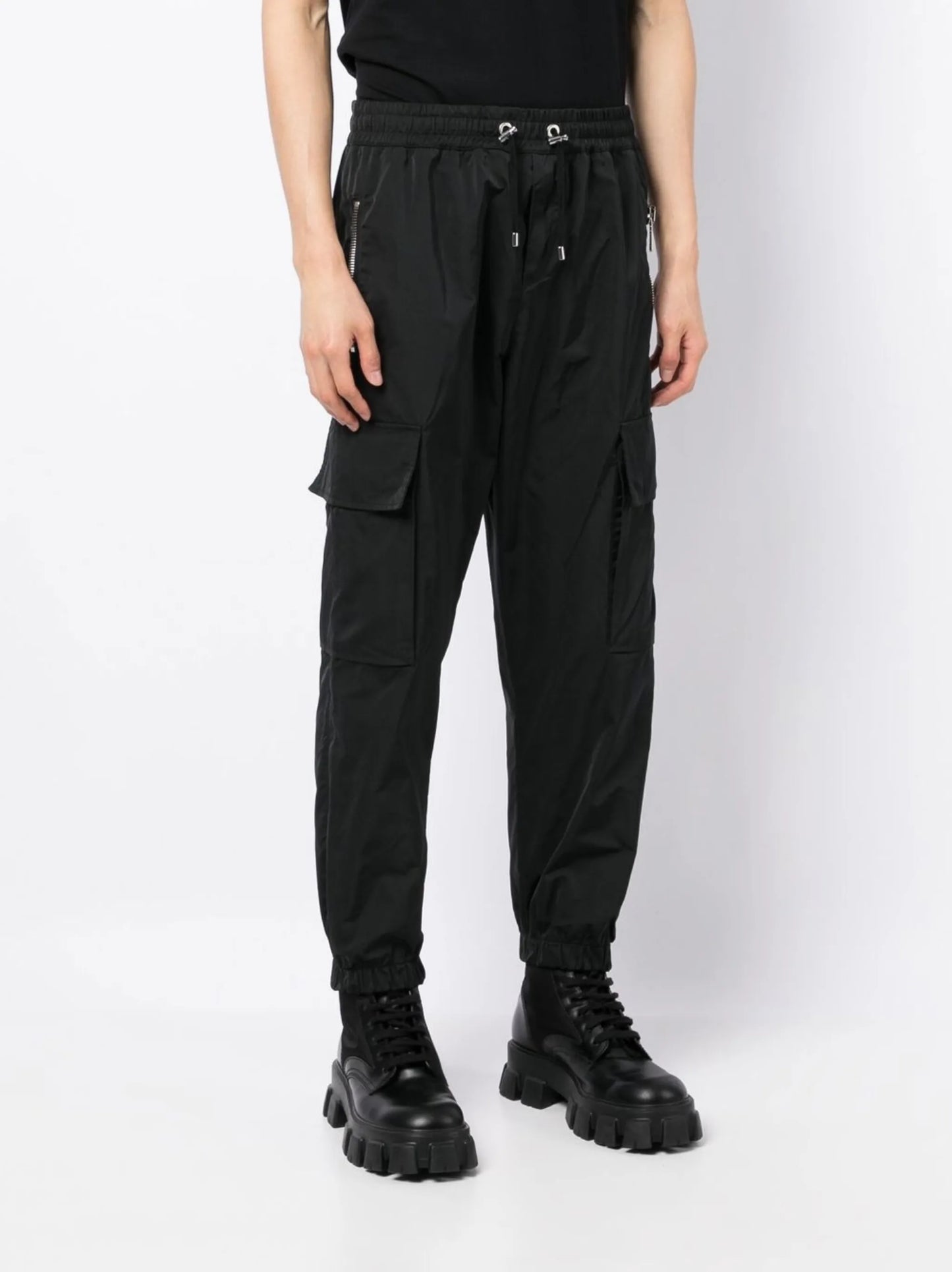 tapered cargo trousers